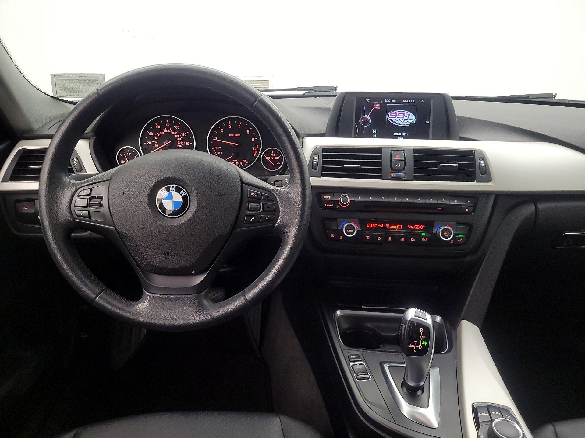 Thumbnail: 2015 BMW 3 Series - 10