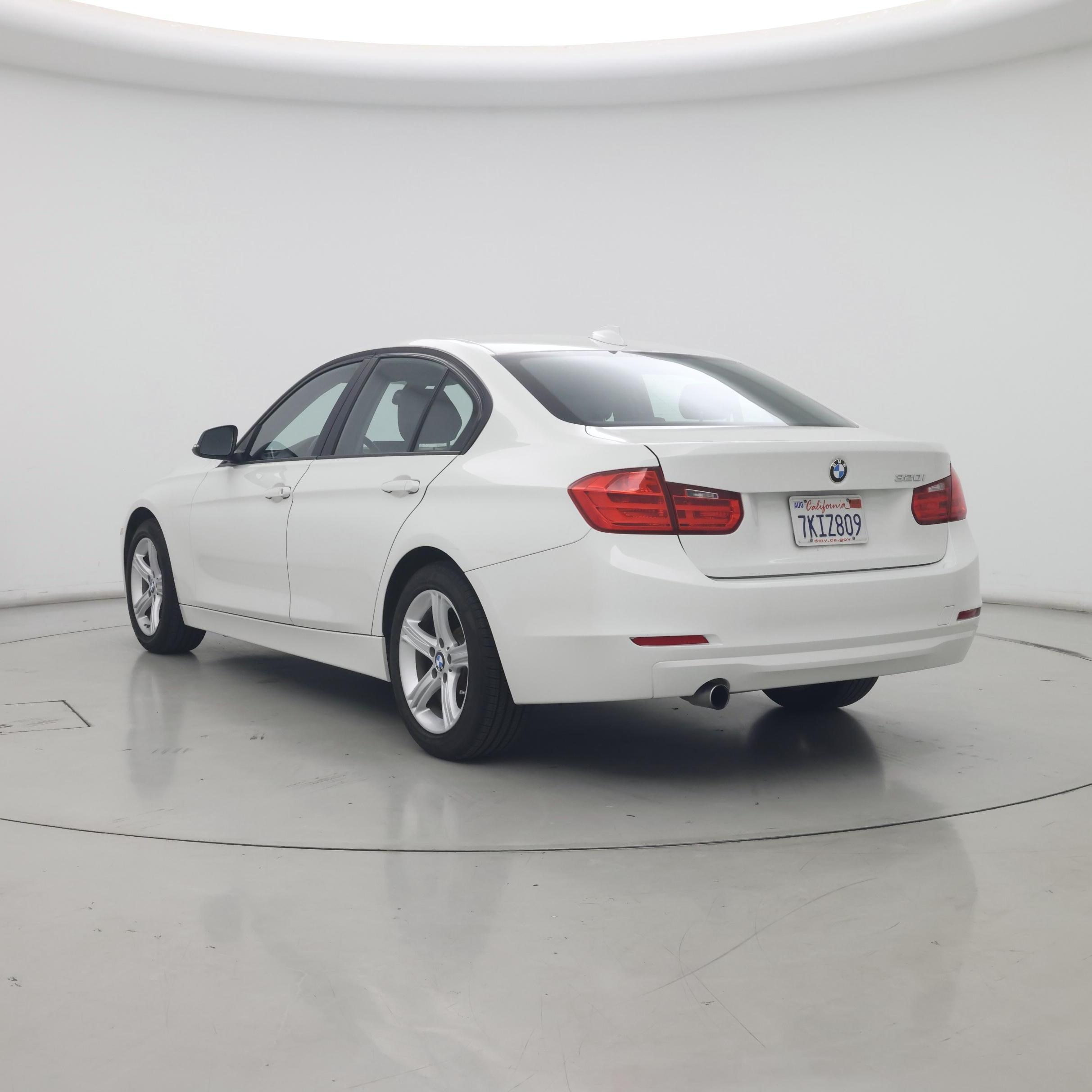 Thumbnail: 2015 BMW 3 Series - 2