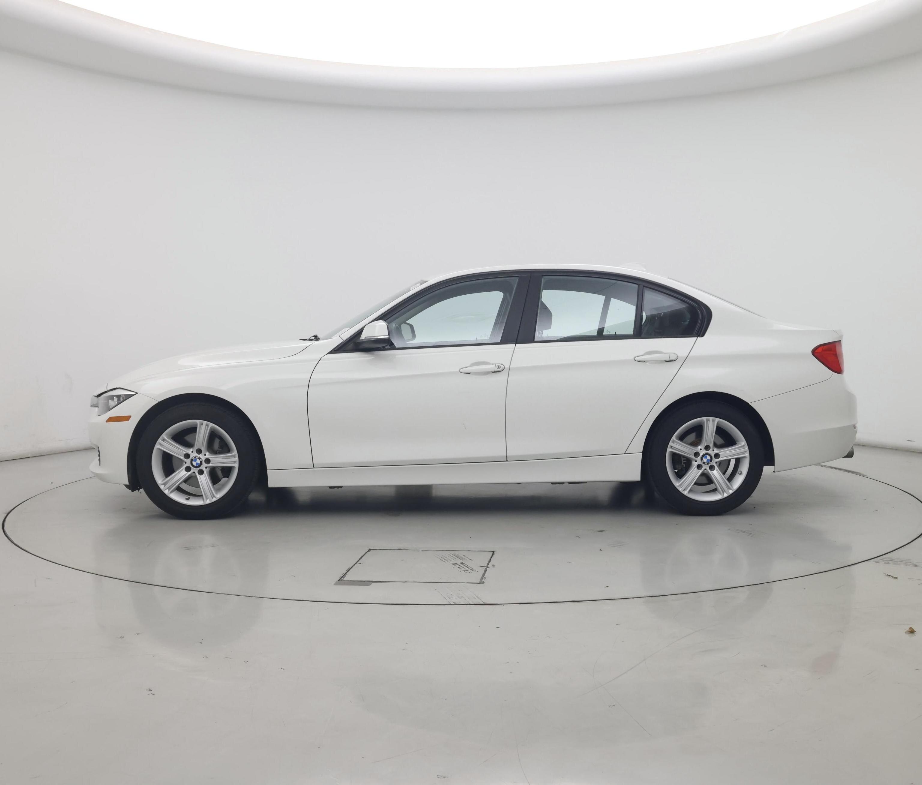 Thumbnail: 2015 BMW 3 Series - 3