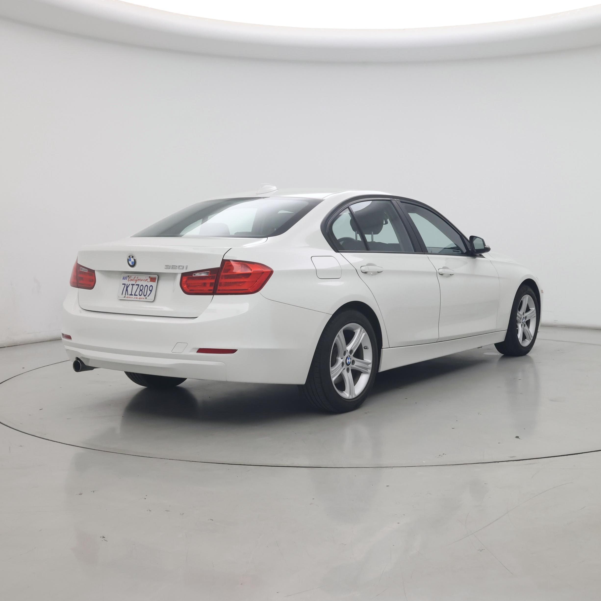 Thumbnail: 2015 BMW 3 Series - 8