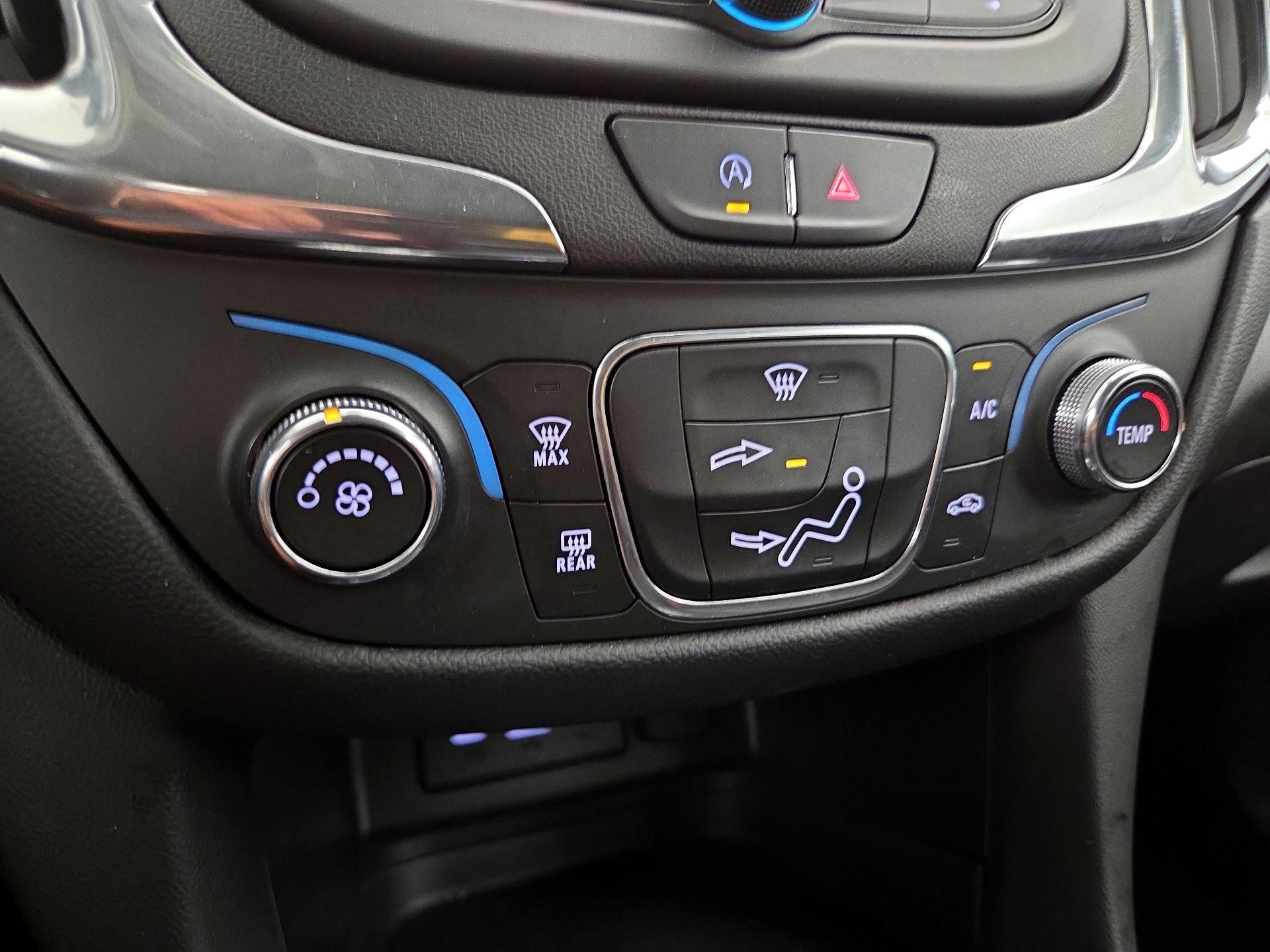 Thumbnail: 2023 Chevrolet Equinox - 16