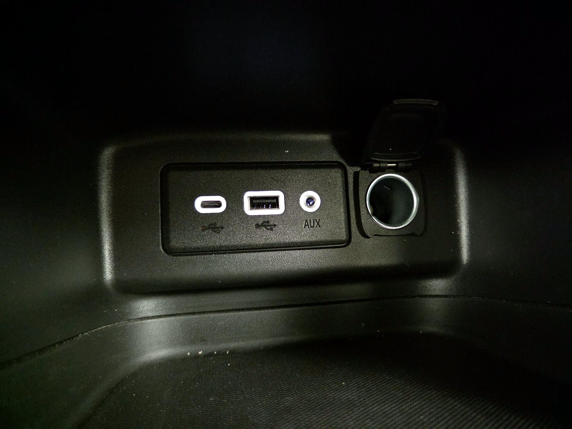 Thumbnail: 2023 Chevrolet Equinox - 18