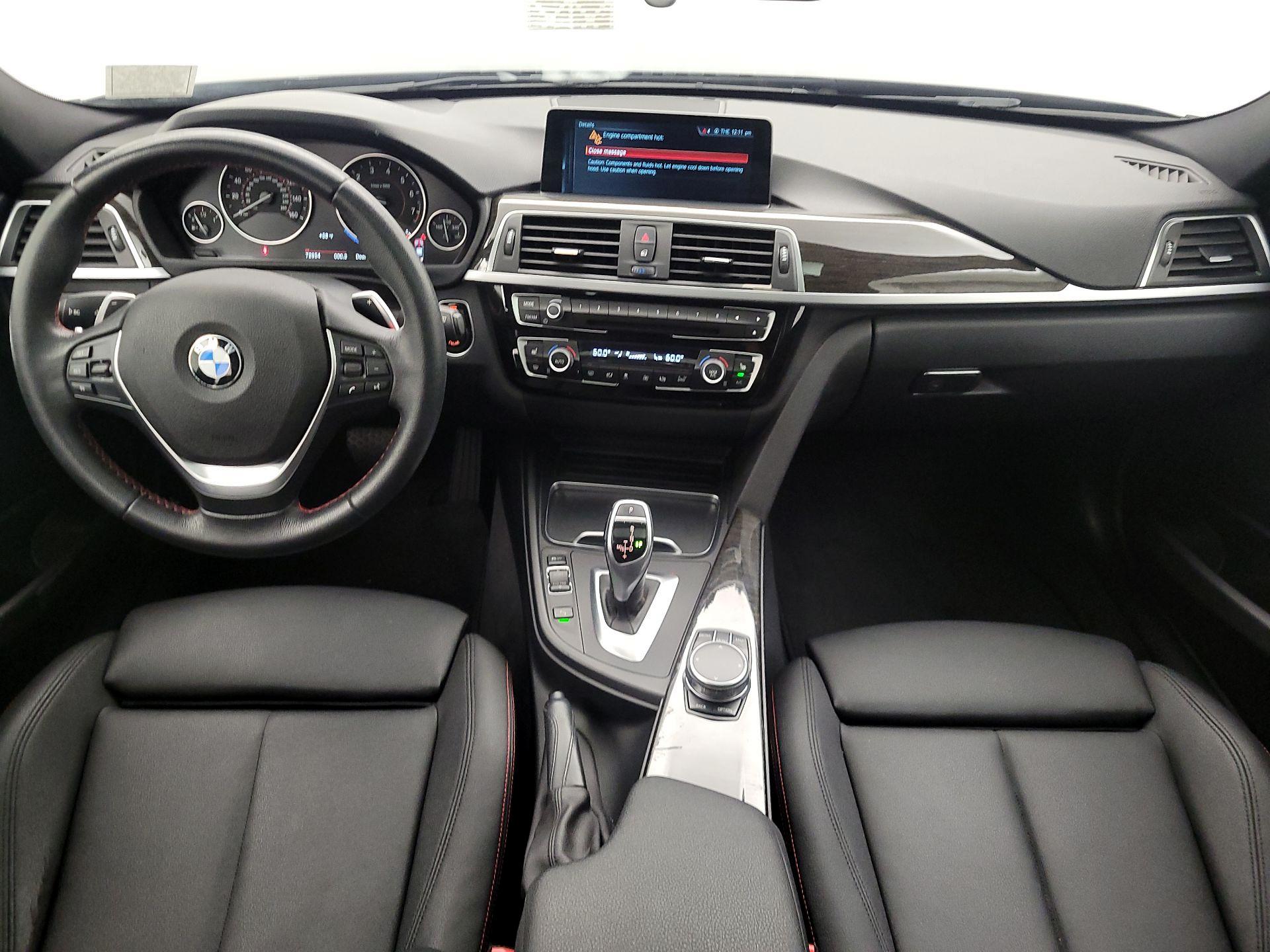 Thumbnail: 2017 BMW 3 Series - 9