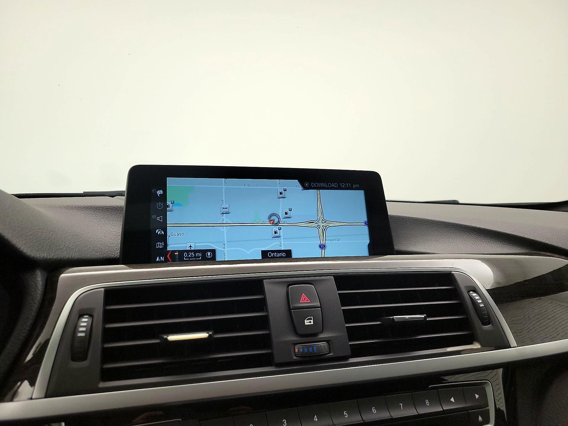 Thumbnail: 2017 BMW 3 Series - 14