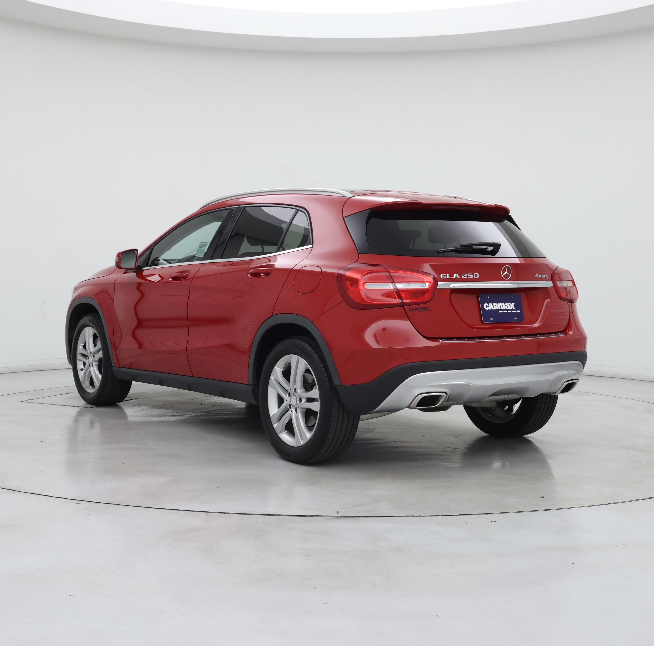 Thumbnail: 2015 Mercedes-Benz GLA - 2