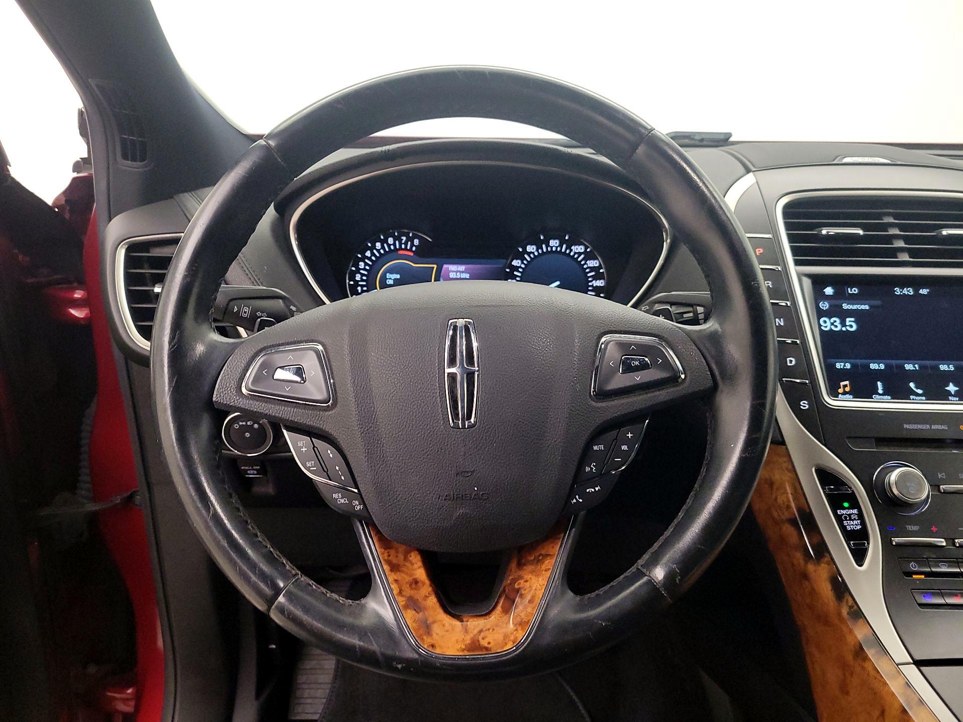 Thumbnail: 2016 Lincoln MKX - 10