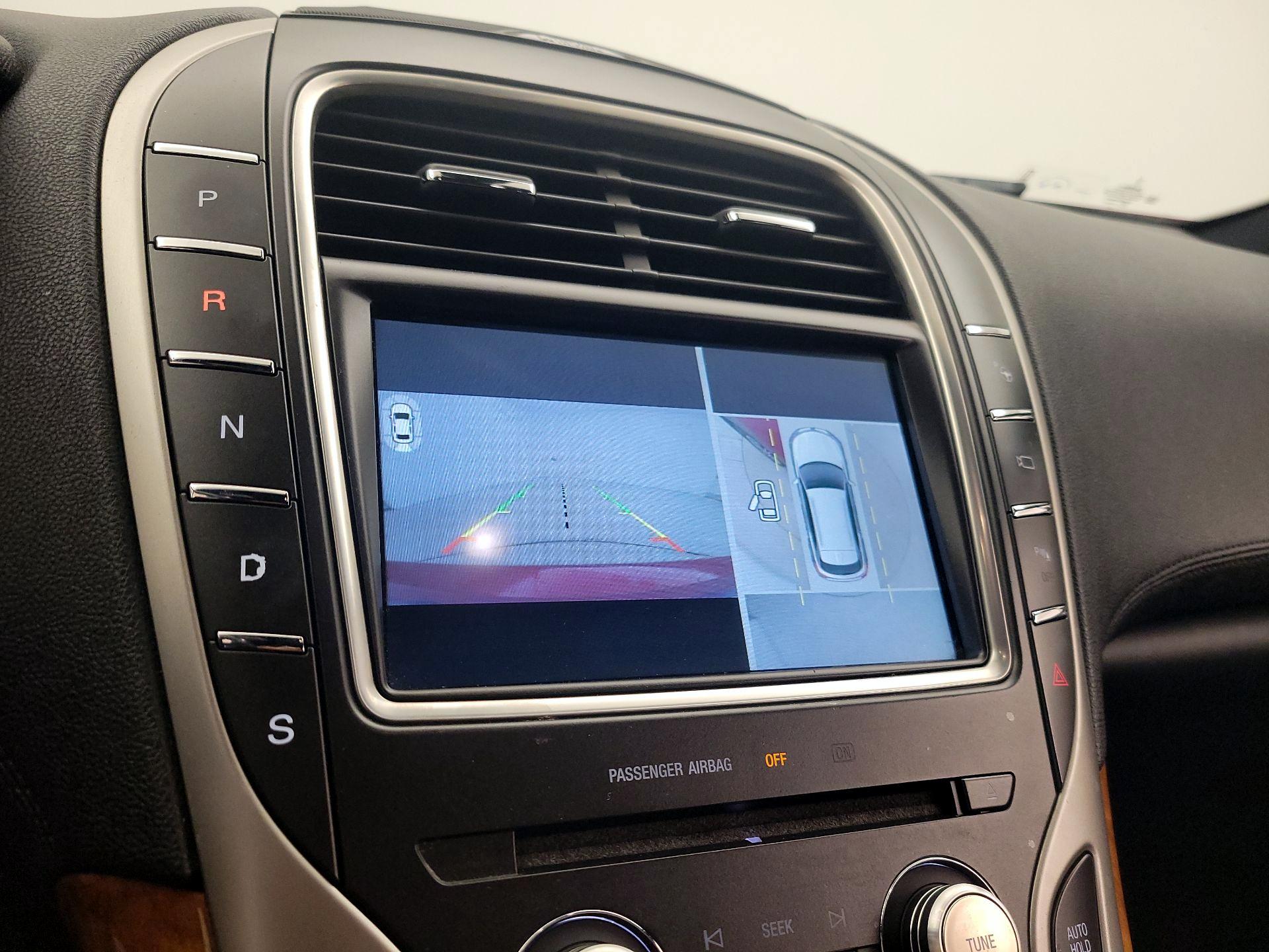 Thumbnail: 2016 Lincoln MKX - 14