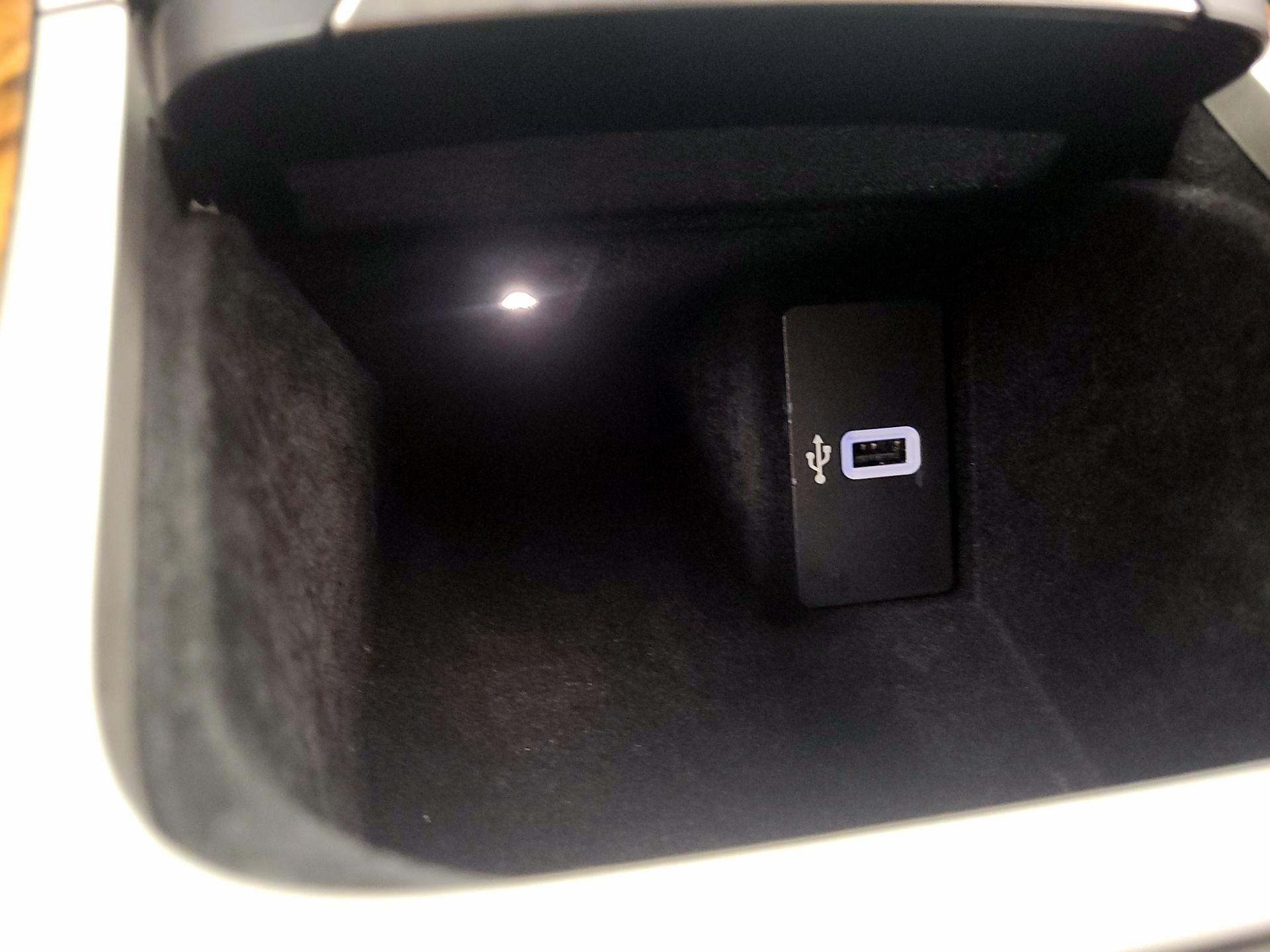 Thumbnail: 2016 Lincoln MKX - 18