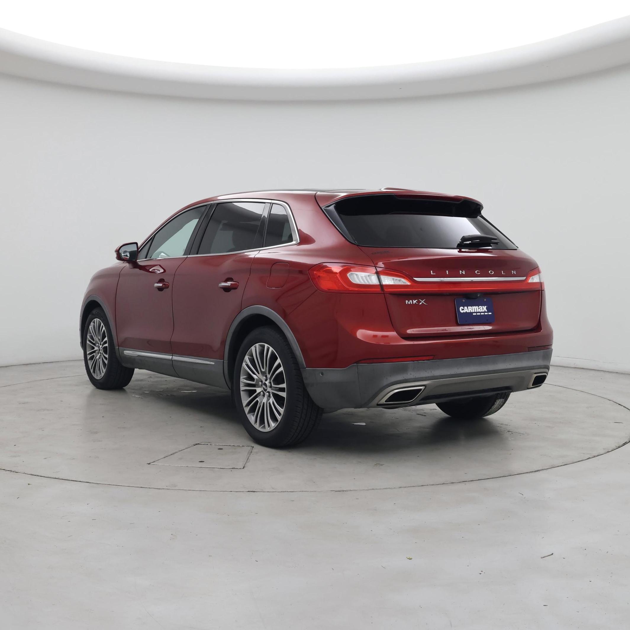 Thumbnail: 2016 Lincoln MKX - 2