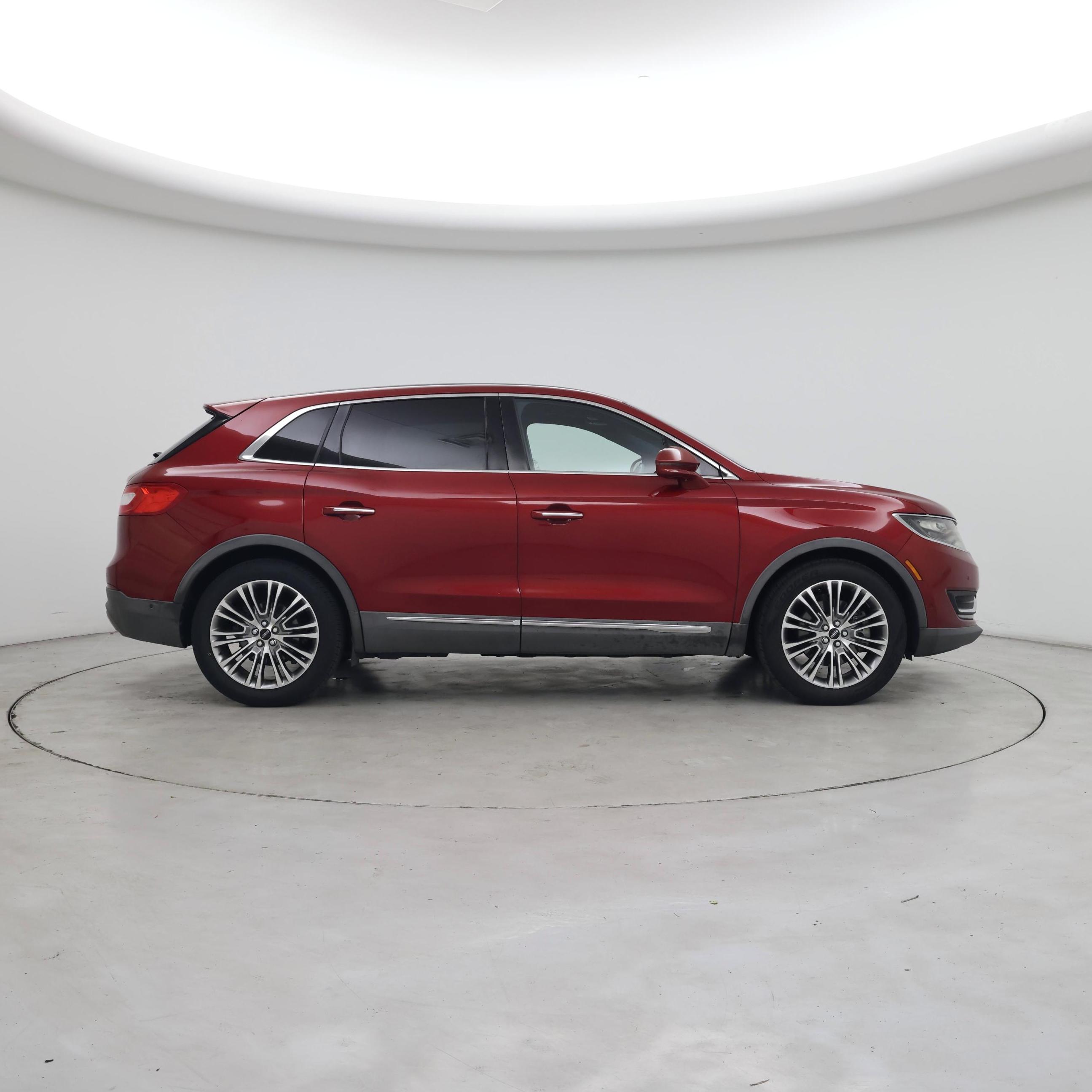 Thumbnail: 2016 Lincoln MKX - 7