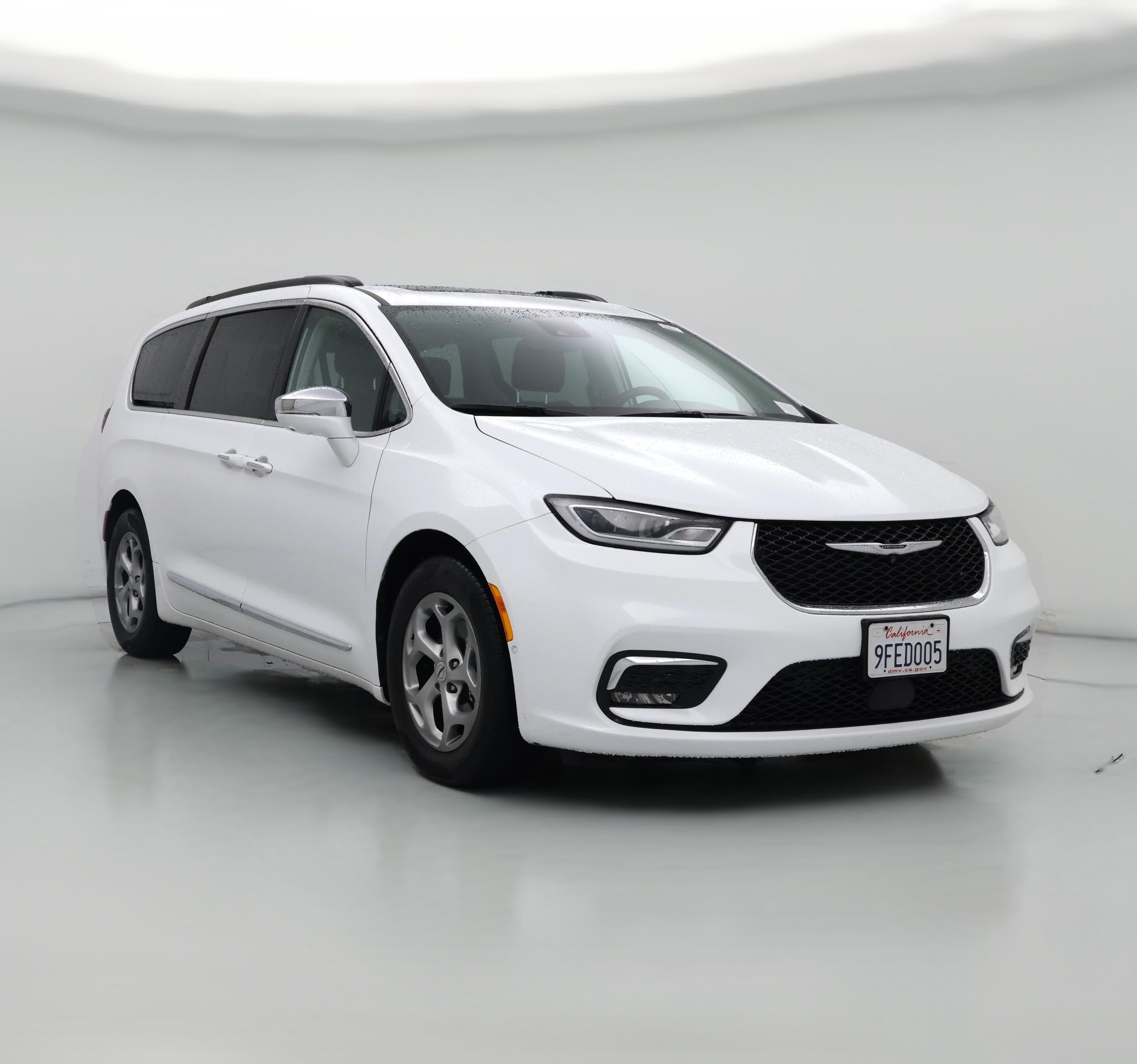 Thumbnail: 2022 Chrysler Pacifica - 1