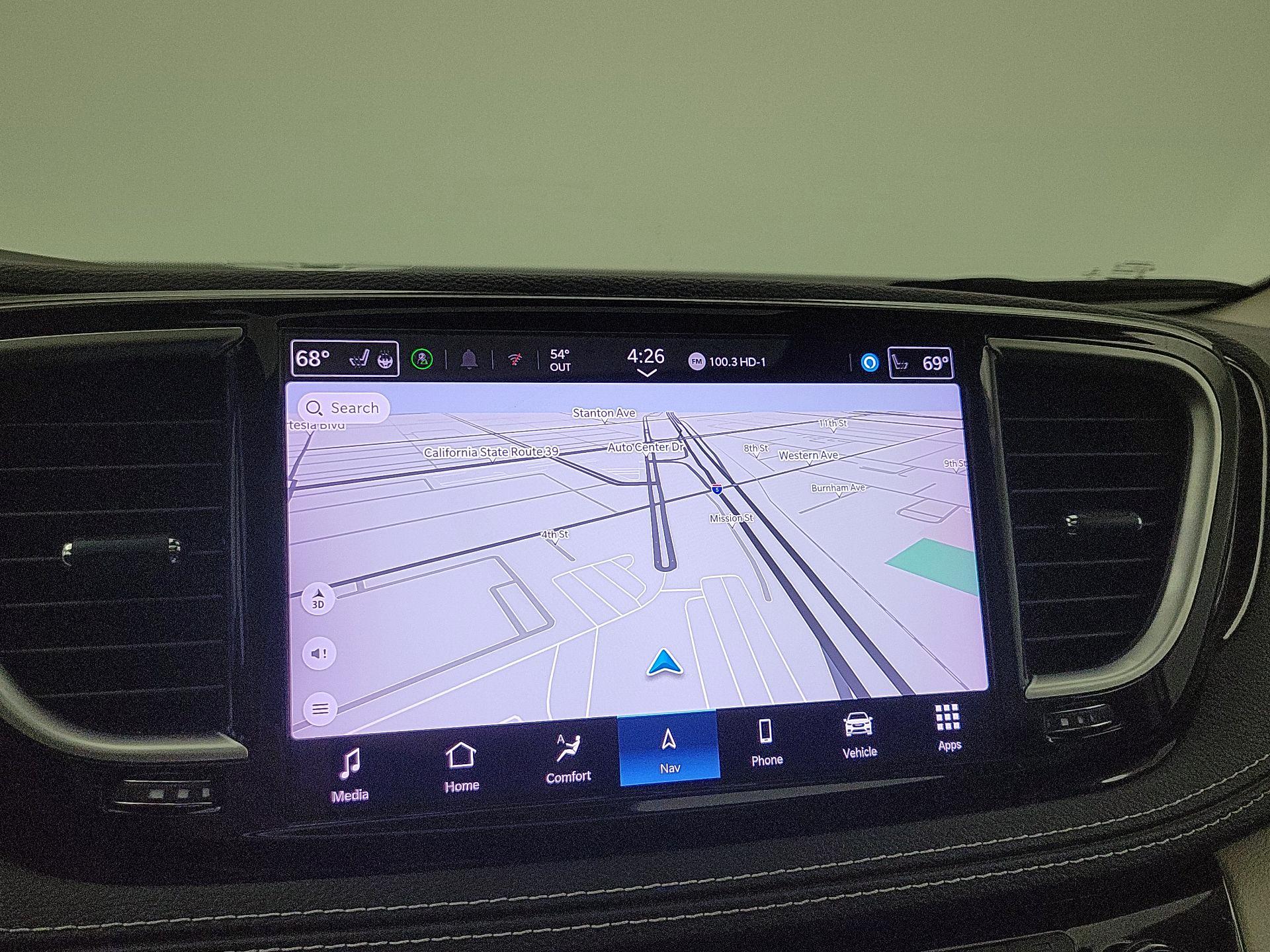 Thumbnail: 2022 Chrysler Pacifica - 14