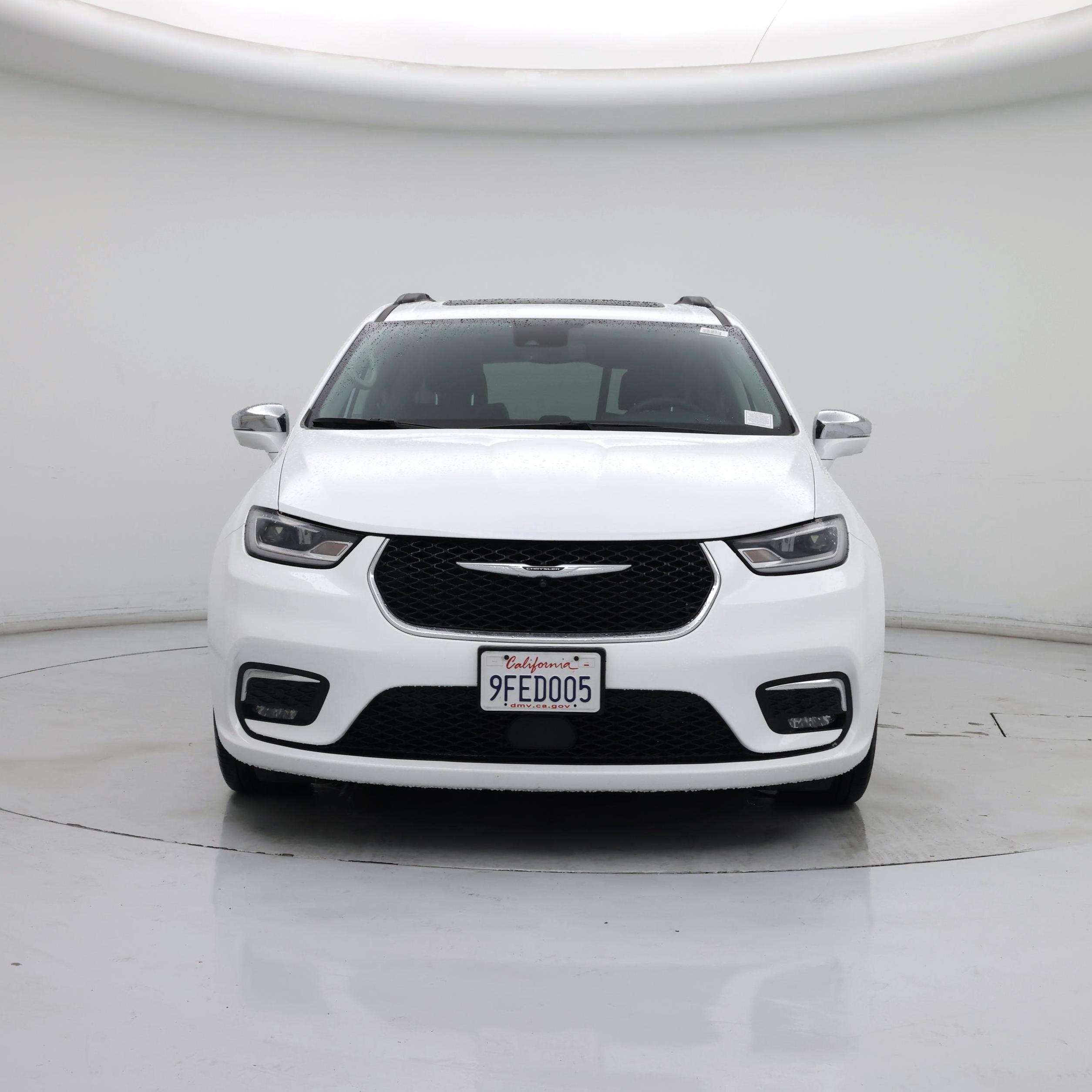 Thumbnail: 2022 Chrysler Pacifica - 5