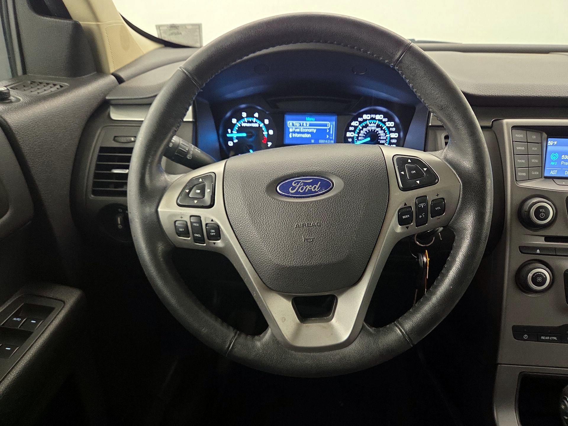 Thumbnail: 2015 Ford Flex - 10