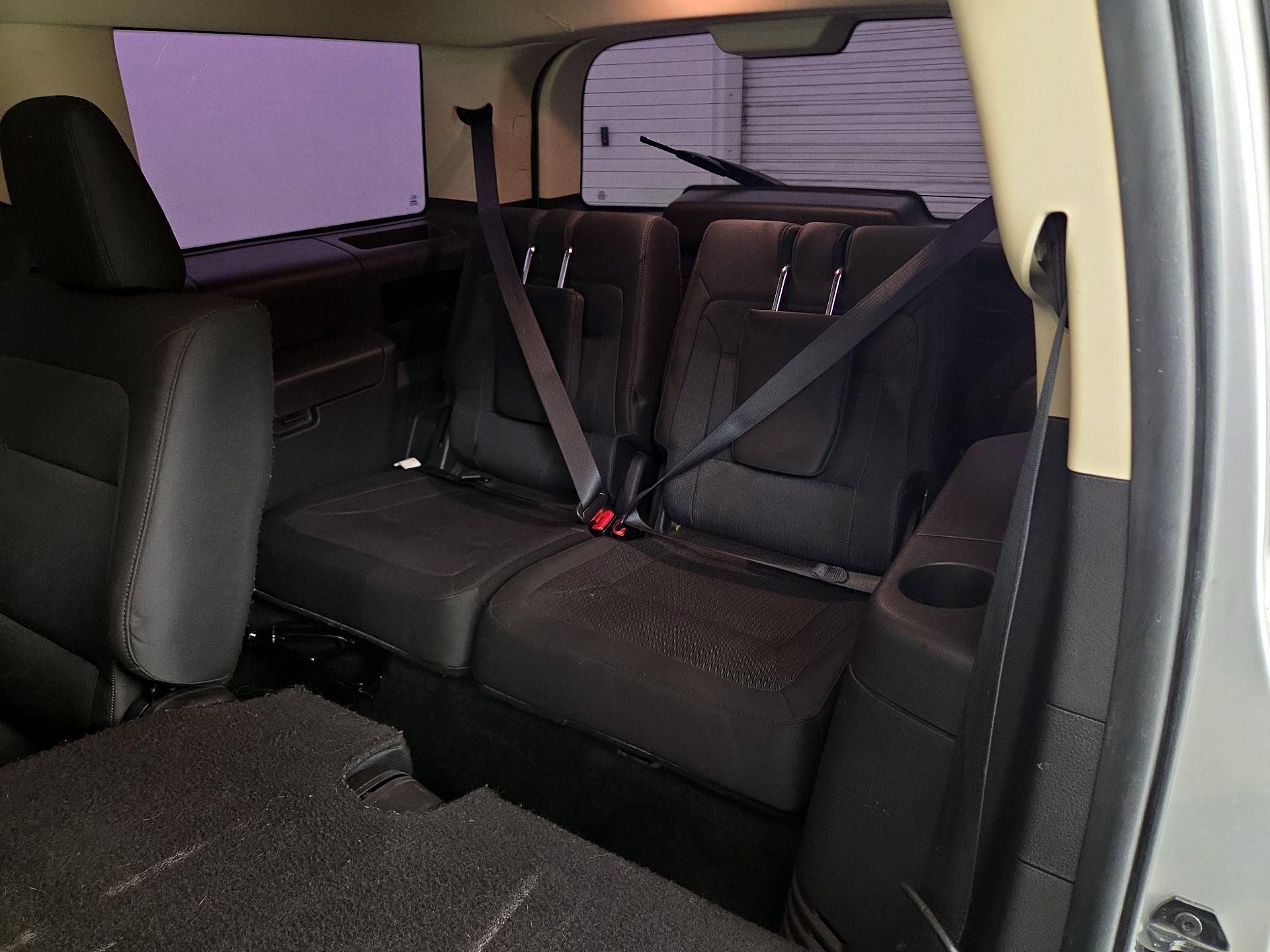 Thumbnail: 2015 Ford Flex - 19