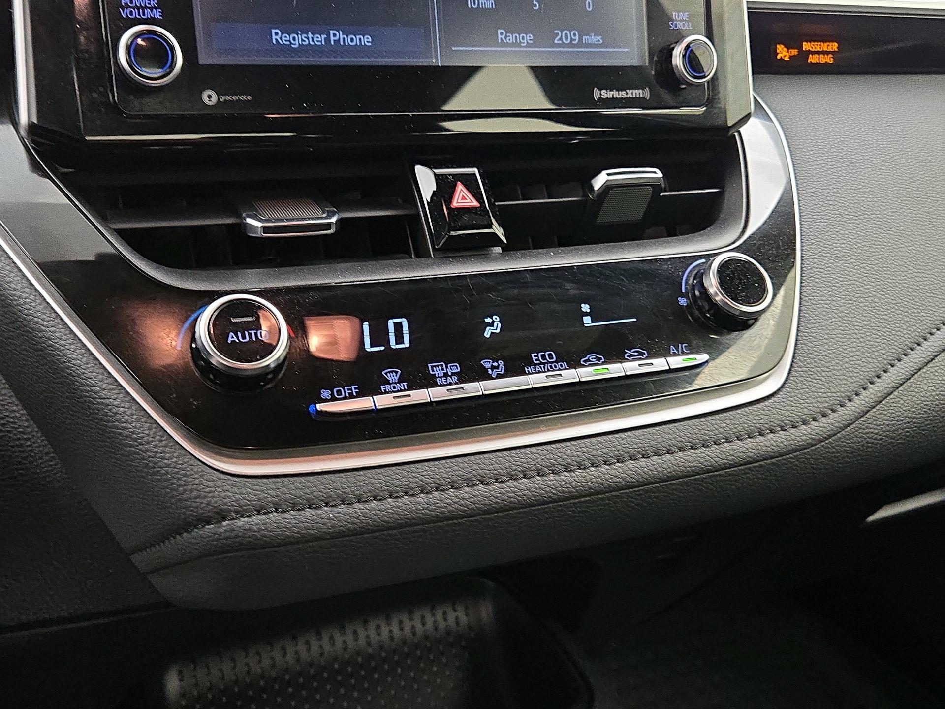 Thumbnail: 2021 Toyota Corolla - 16