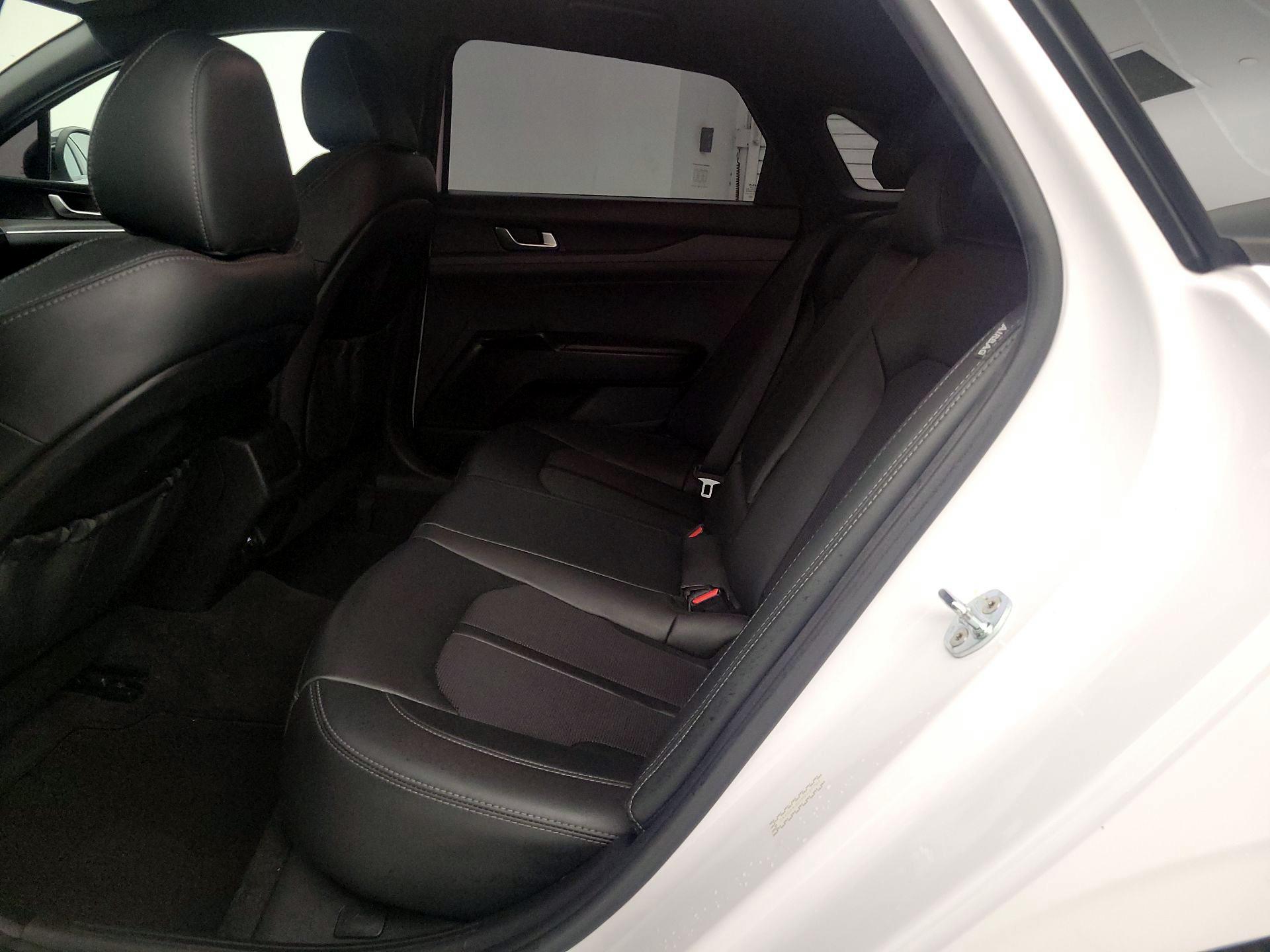 Thumbnail: 2022 Kia K5 - 20