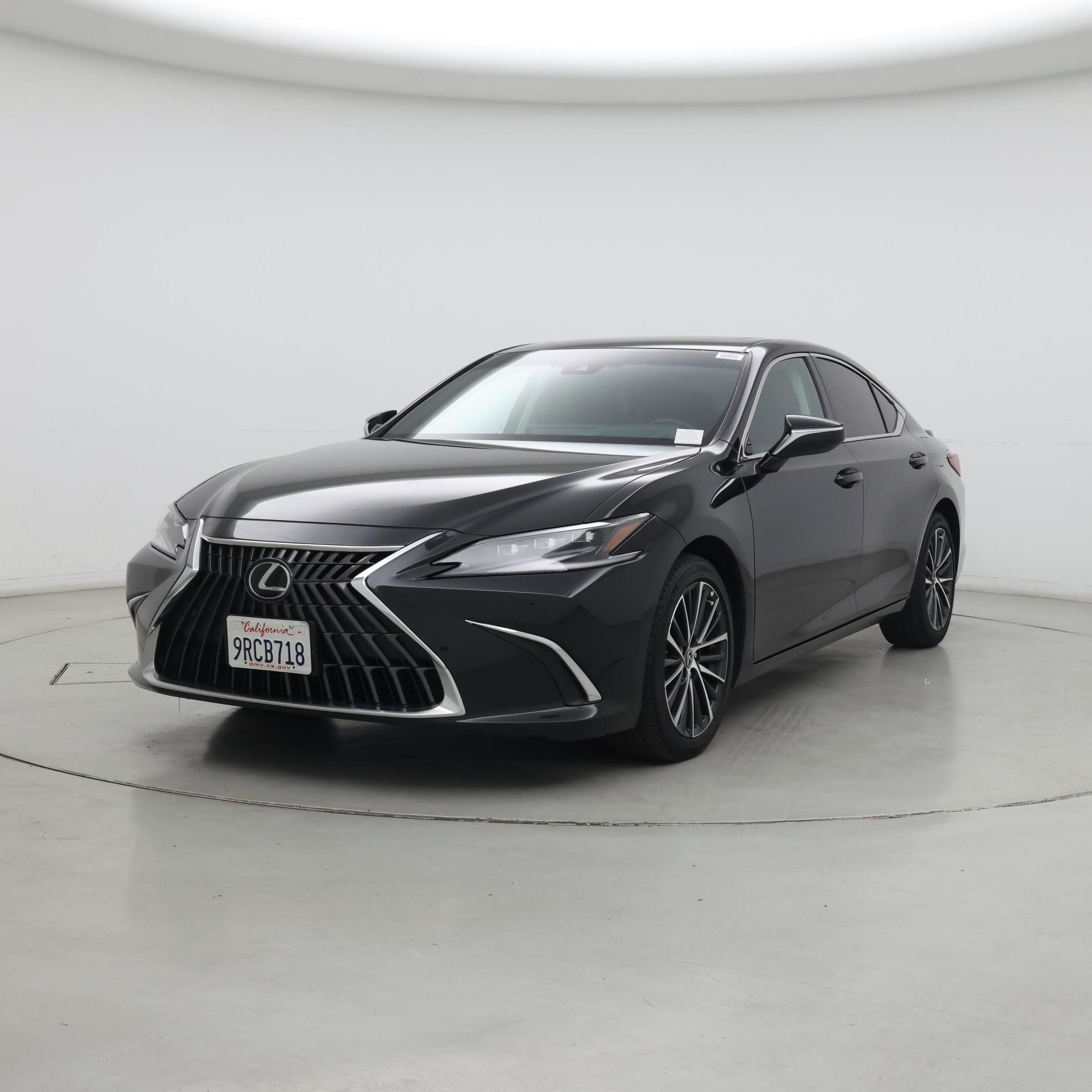 Thumbnail: 2025 Lexus ES - 4