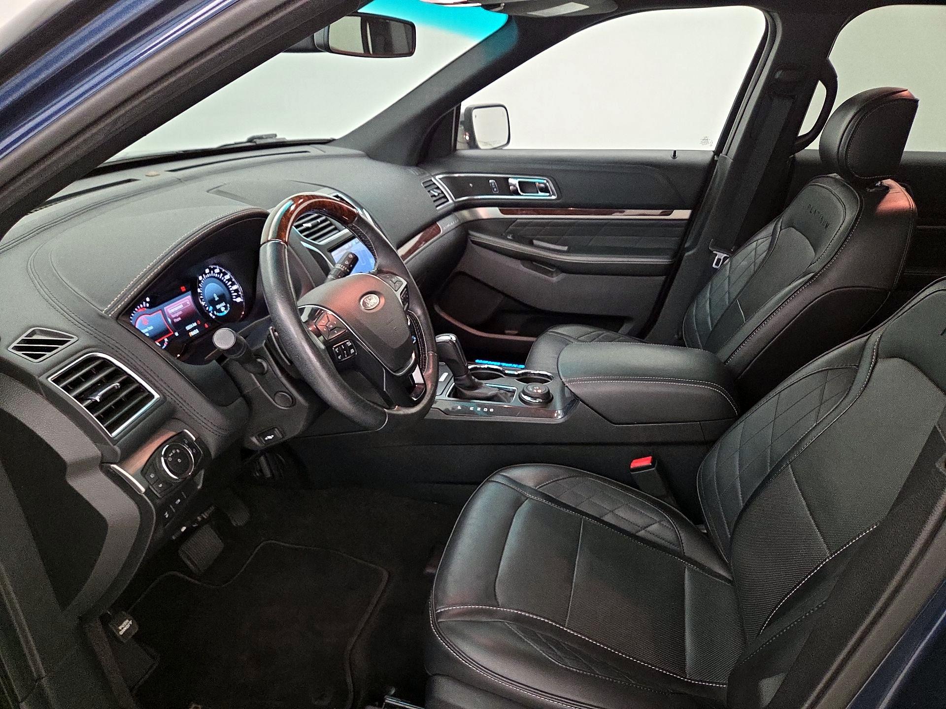 Thumbnail: 2016 Ford Explorer - 11