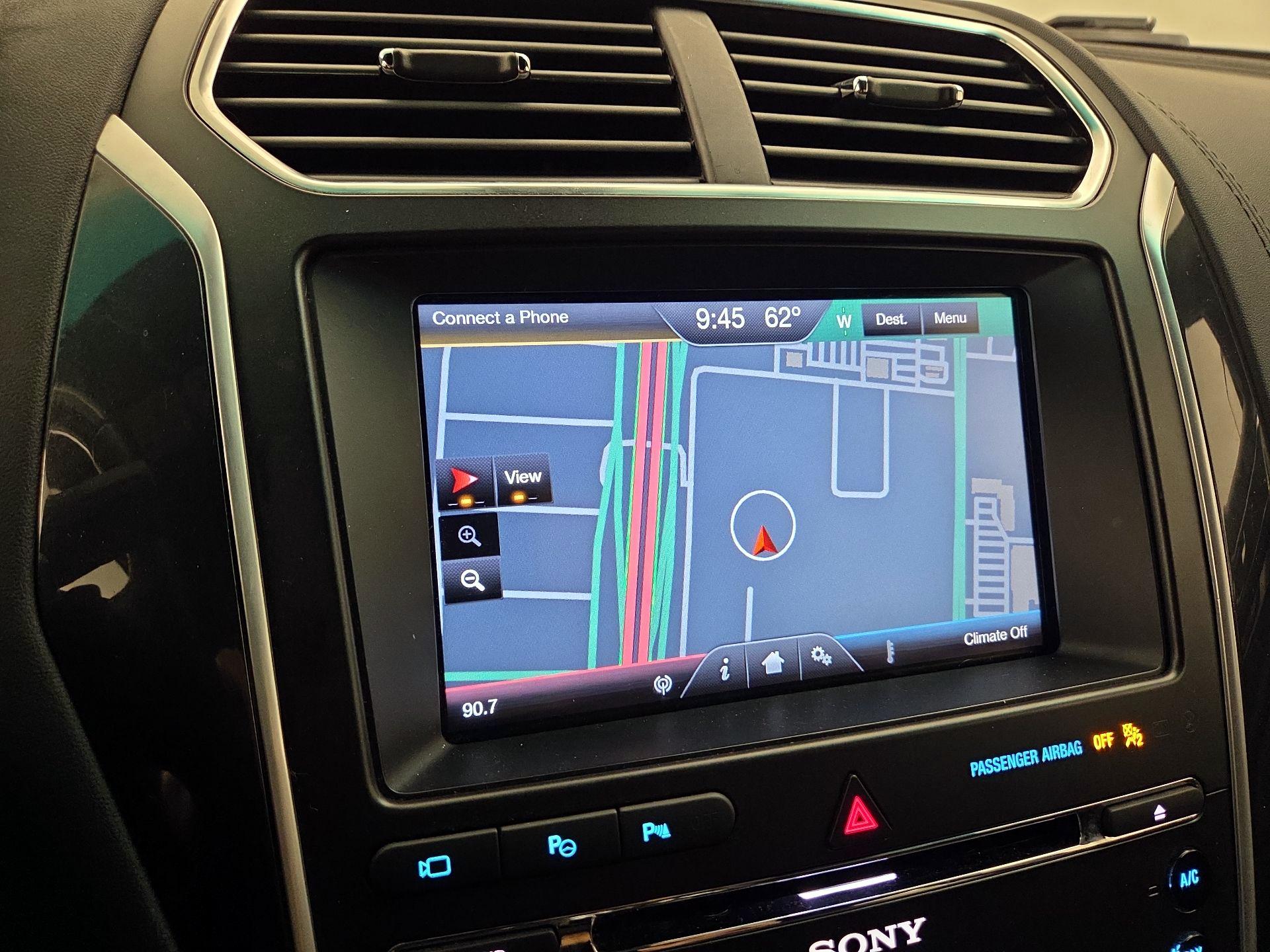 Thumbnail: 2016 Ford Explorer - 14