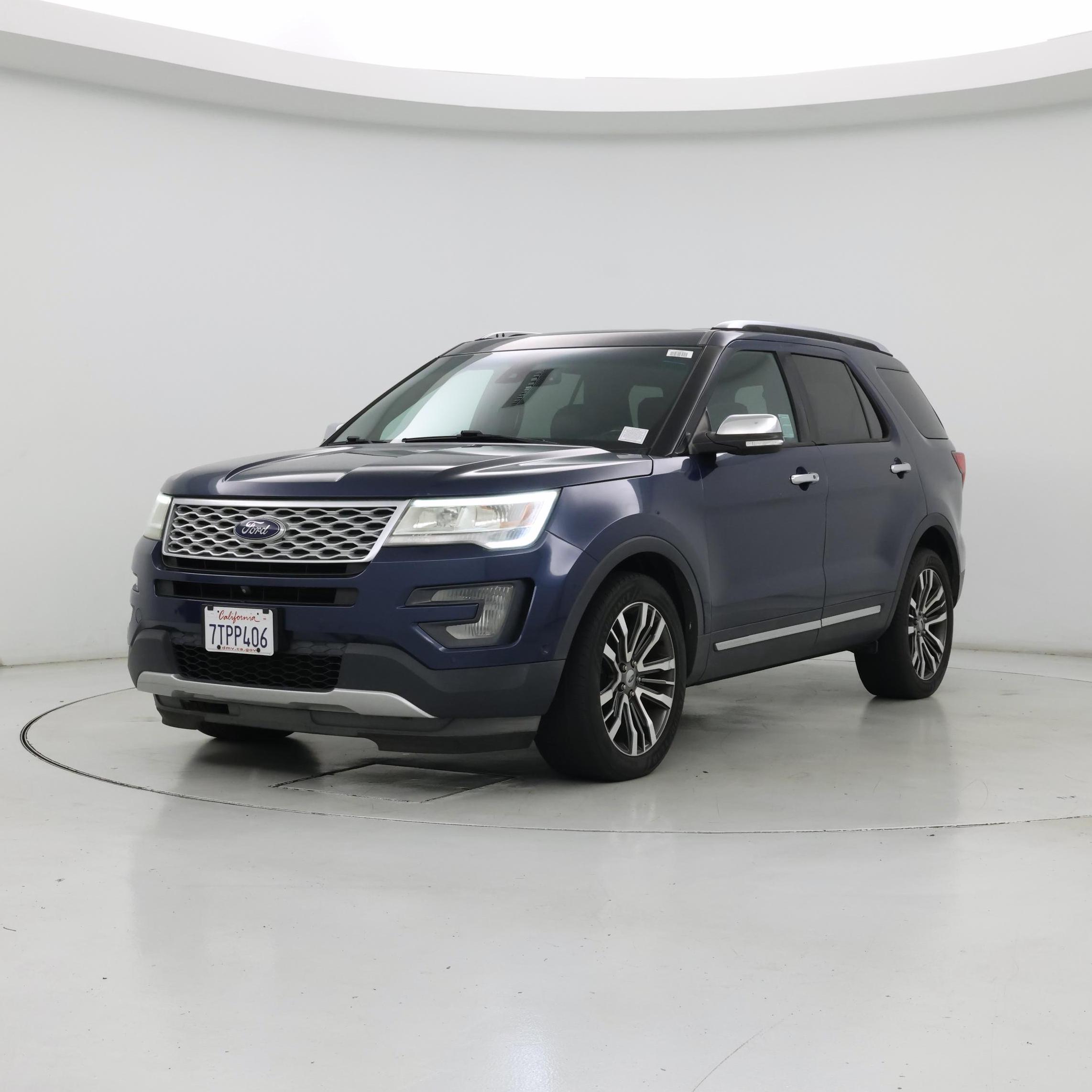 Thumbnail: 2016 Ford Explorer - 4