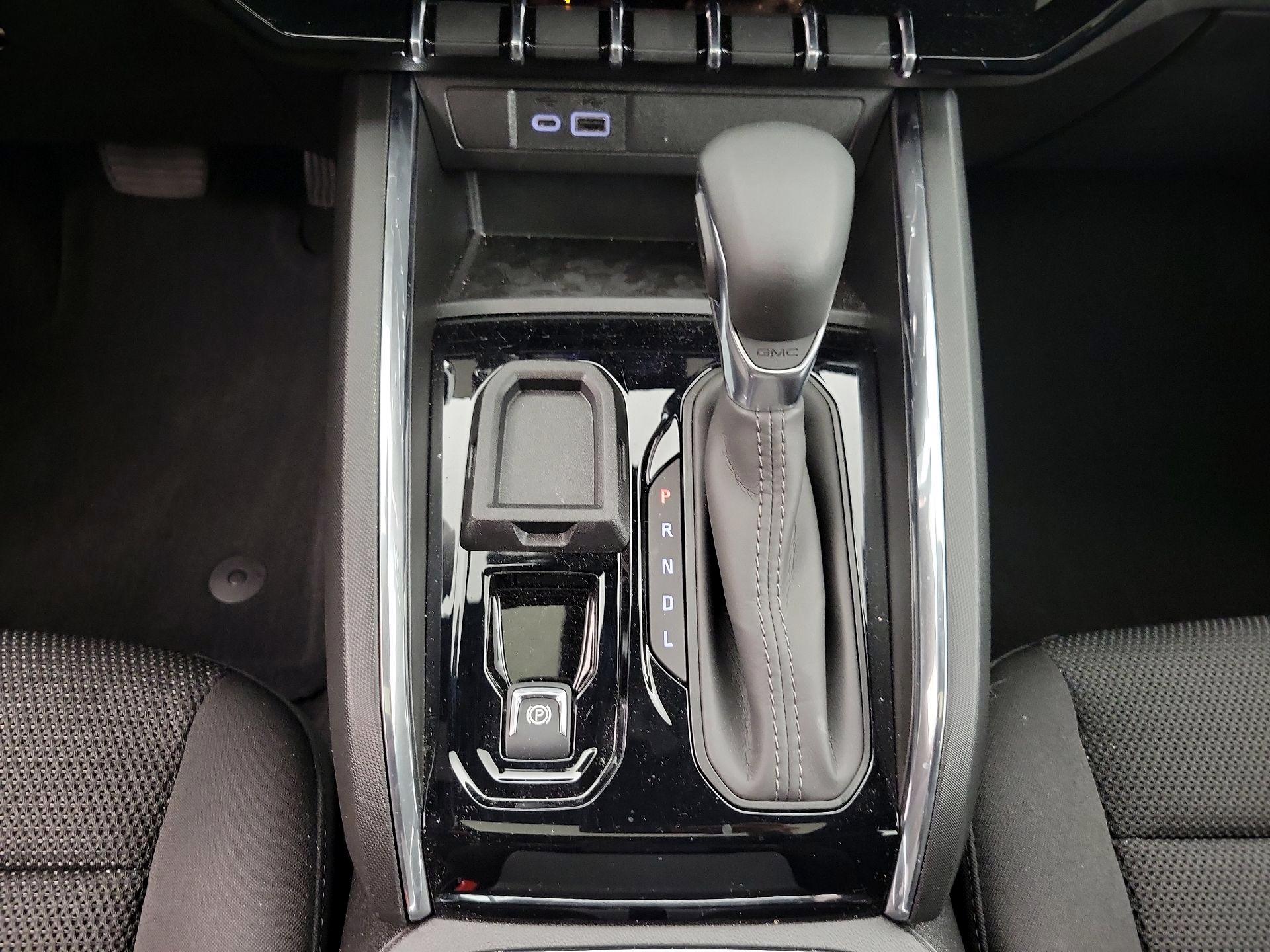 Thumbnail: 2025 GMC Canyon - 18