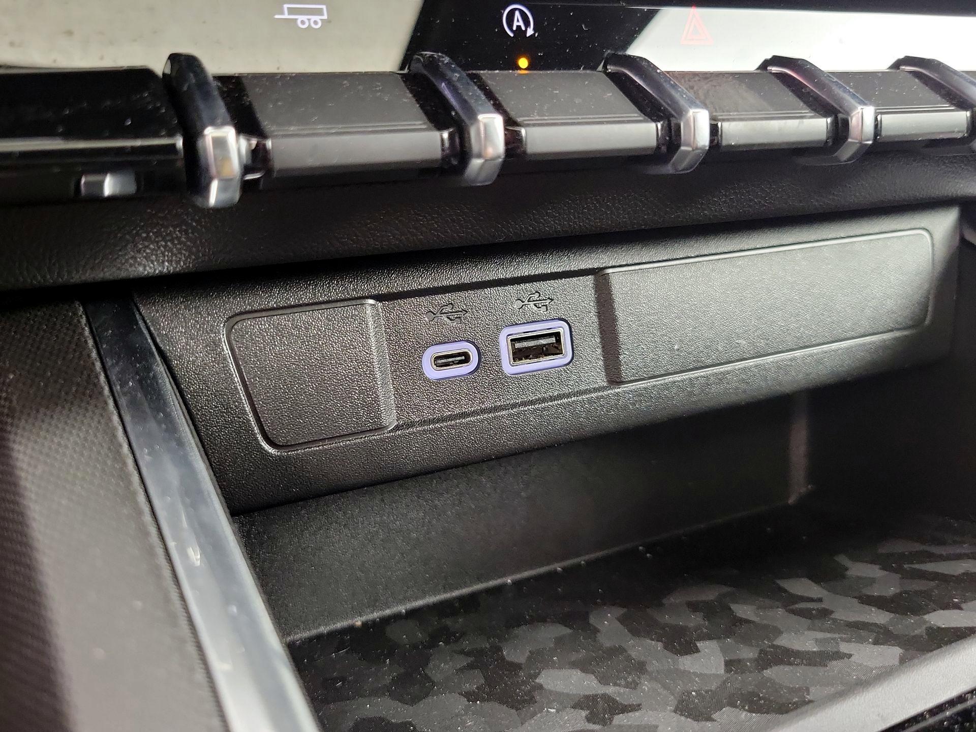 Thumbnail: 2025 GMC Canyon - 19