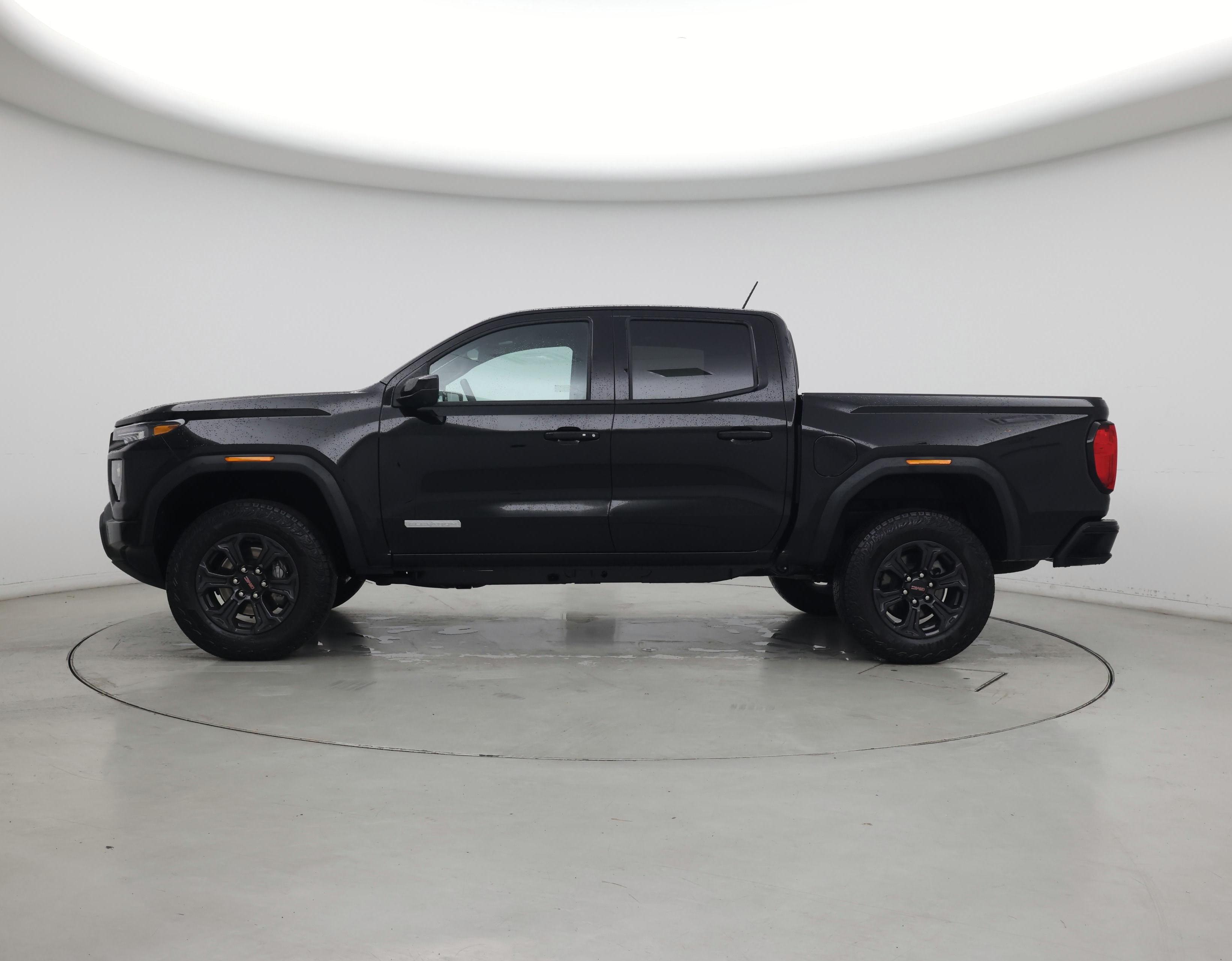 Thumbnail: 2025 GMC Canyon - 3