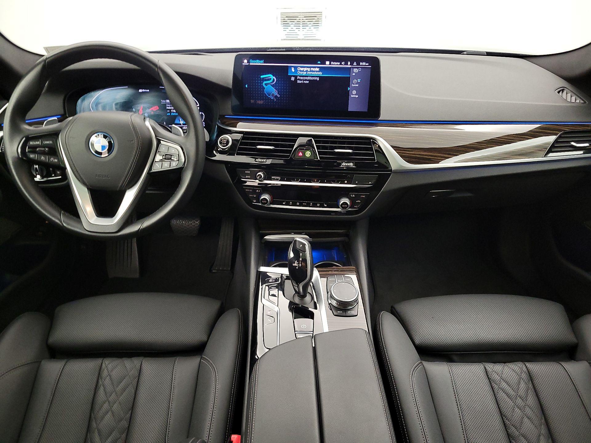 Thumbnail: 2023 BMW 5 Series - 9