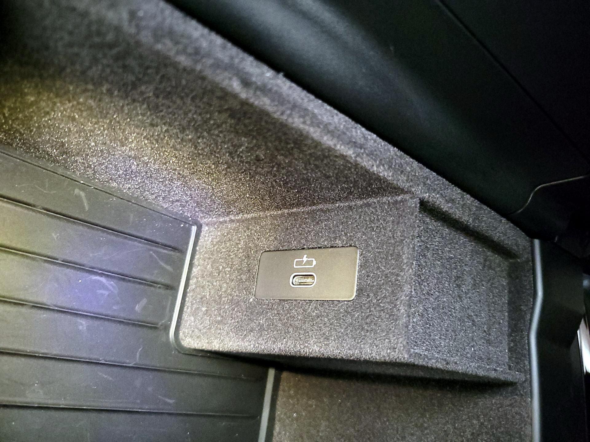 Thumbnail: 2023 BMW 5 Series - 19