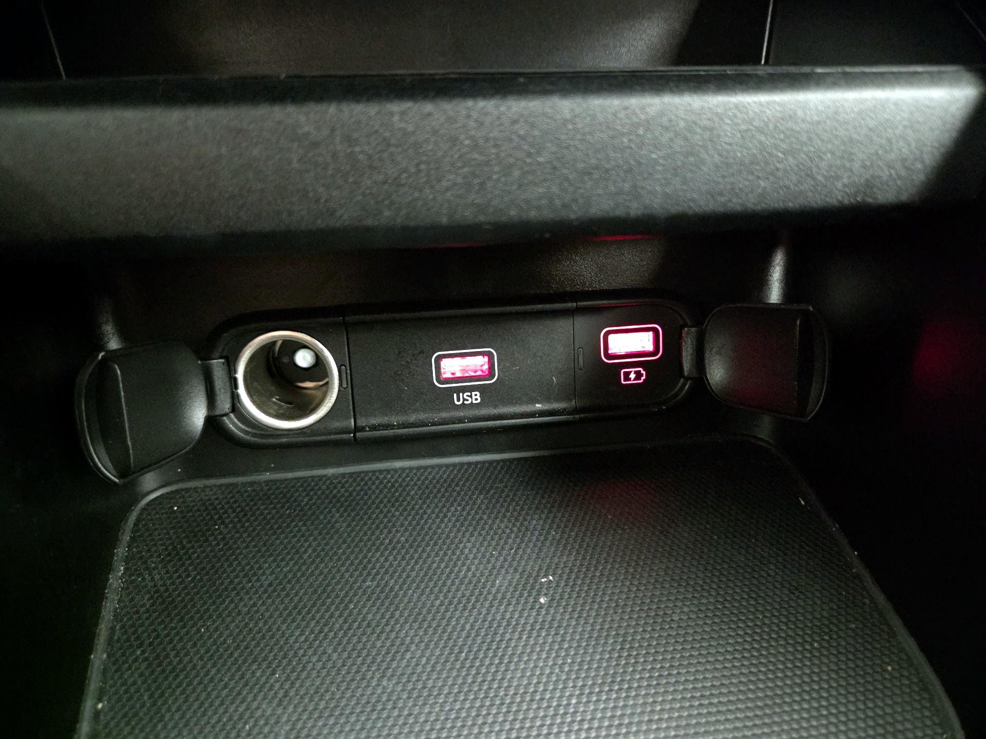 Thumbnail: 2023 Kia Forte - 19