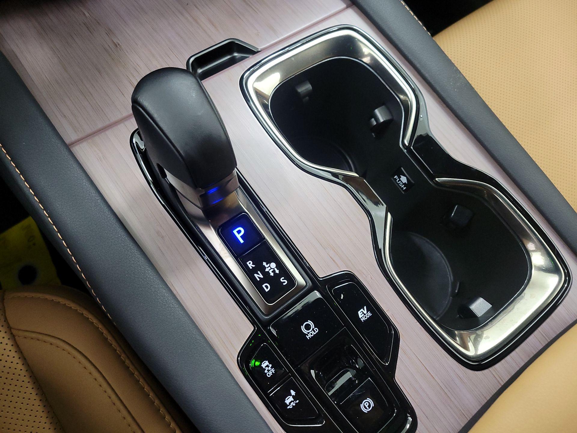 Thumbnail: 2024 Lexus RX - 18