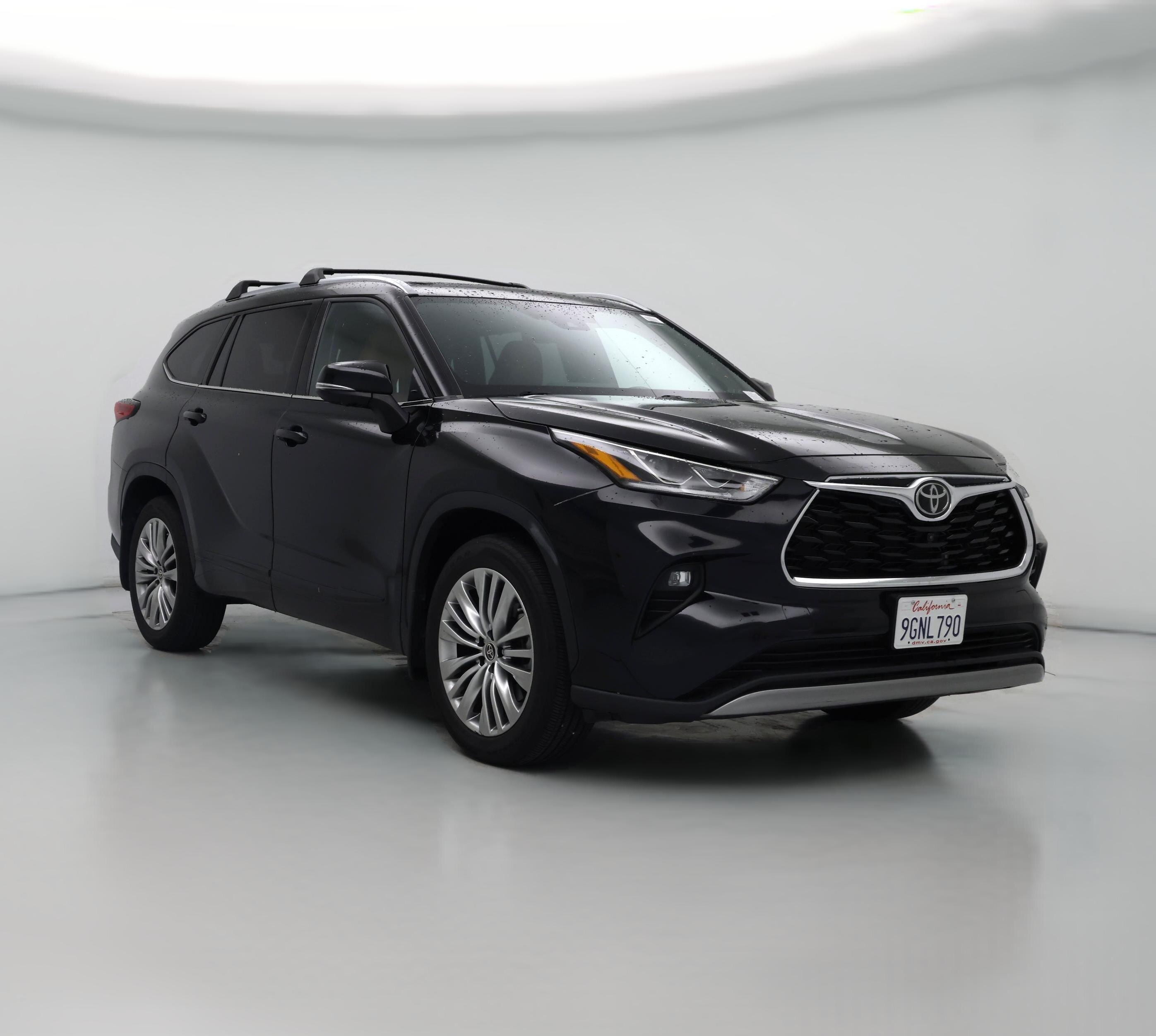 Thumbnail: 2023 Toyota Highlander - 1