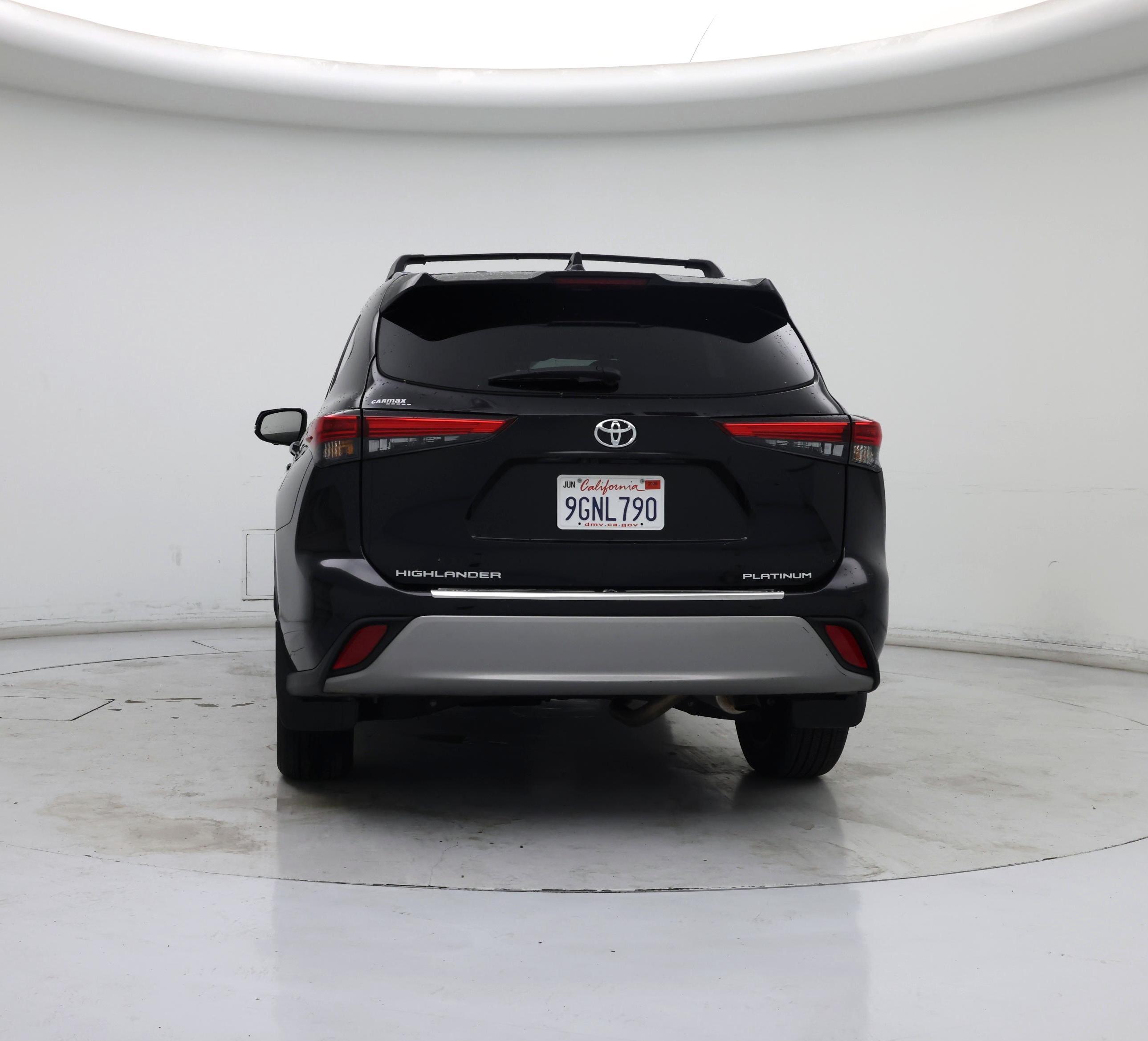 Thumbnail: 2023 Toyota Highlander - 6