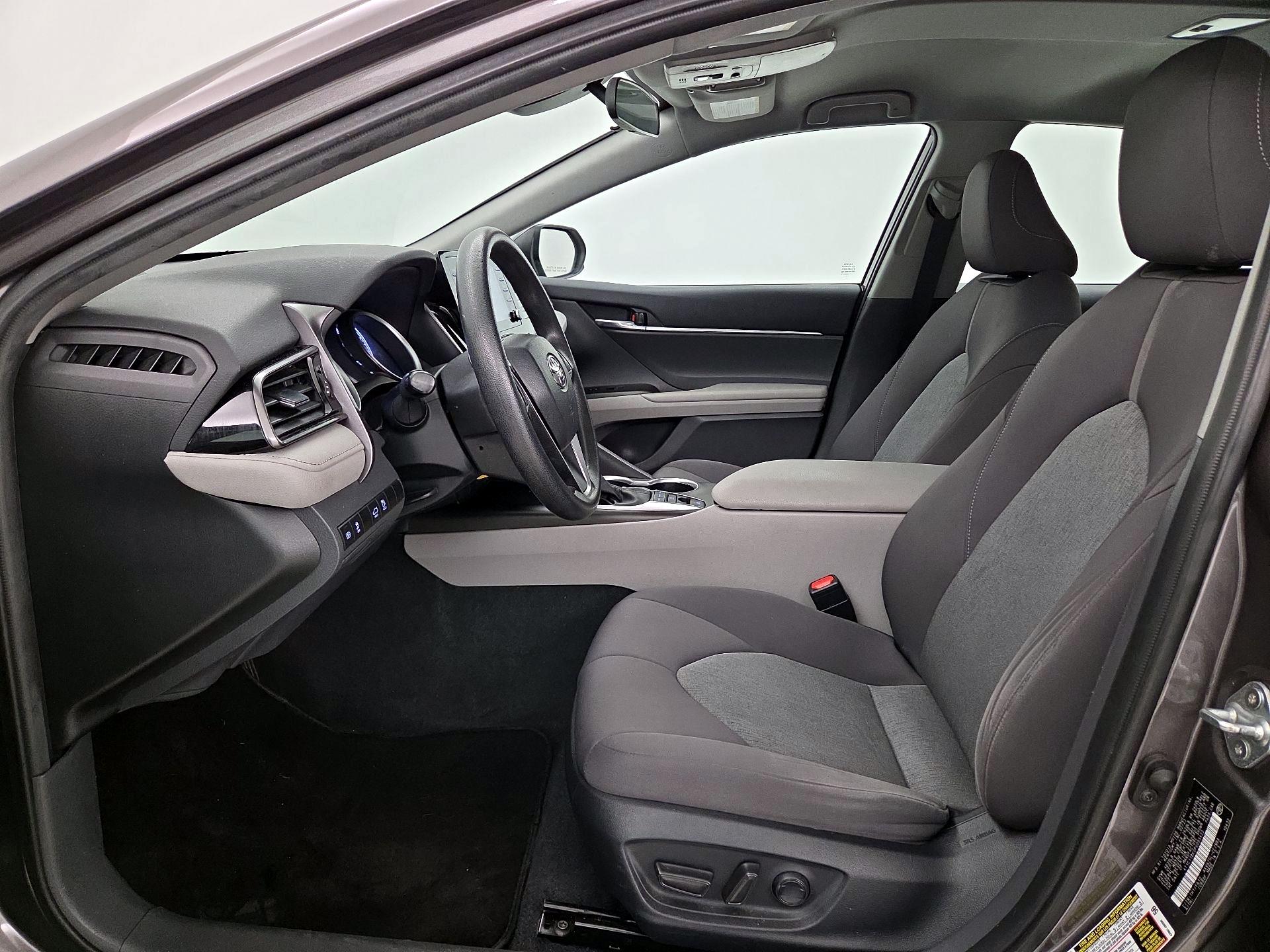 Thumbnail: 2023 Toyota Camry - 11