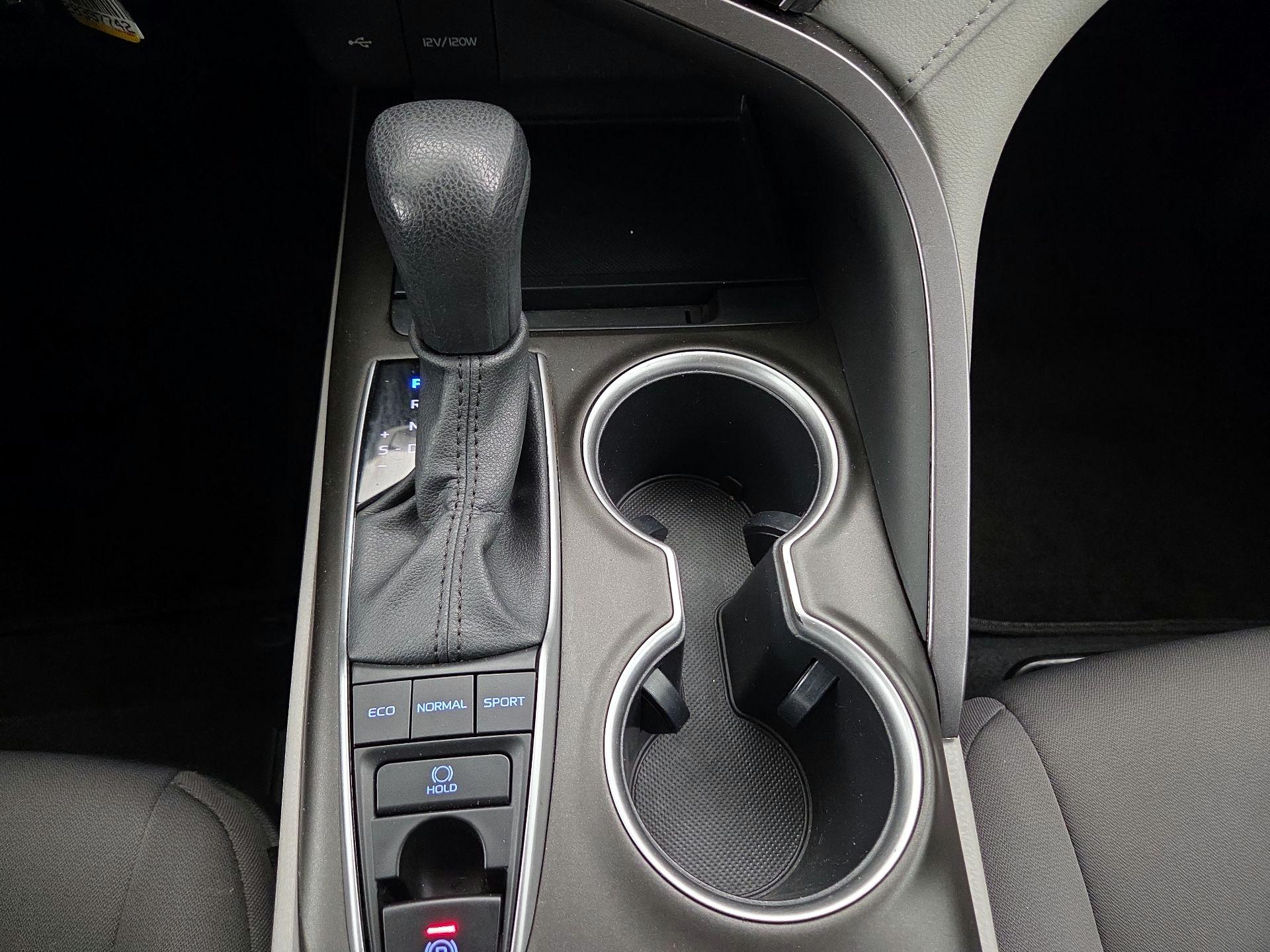 Thumbnail: 2023 Toyota Camry - 17