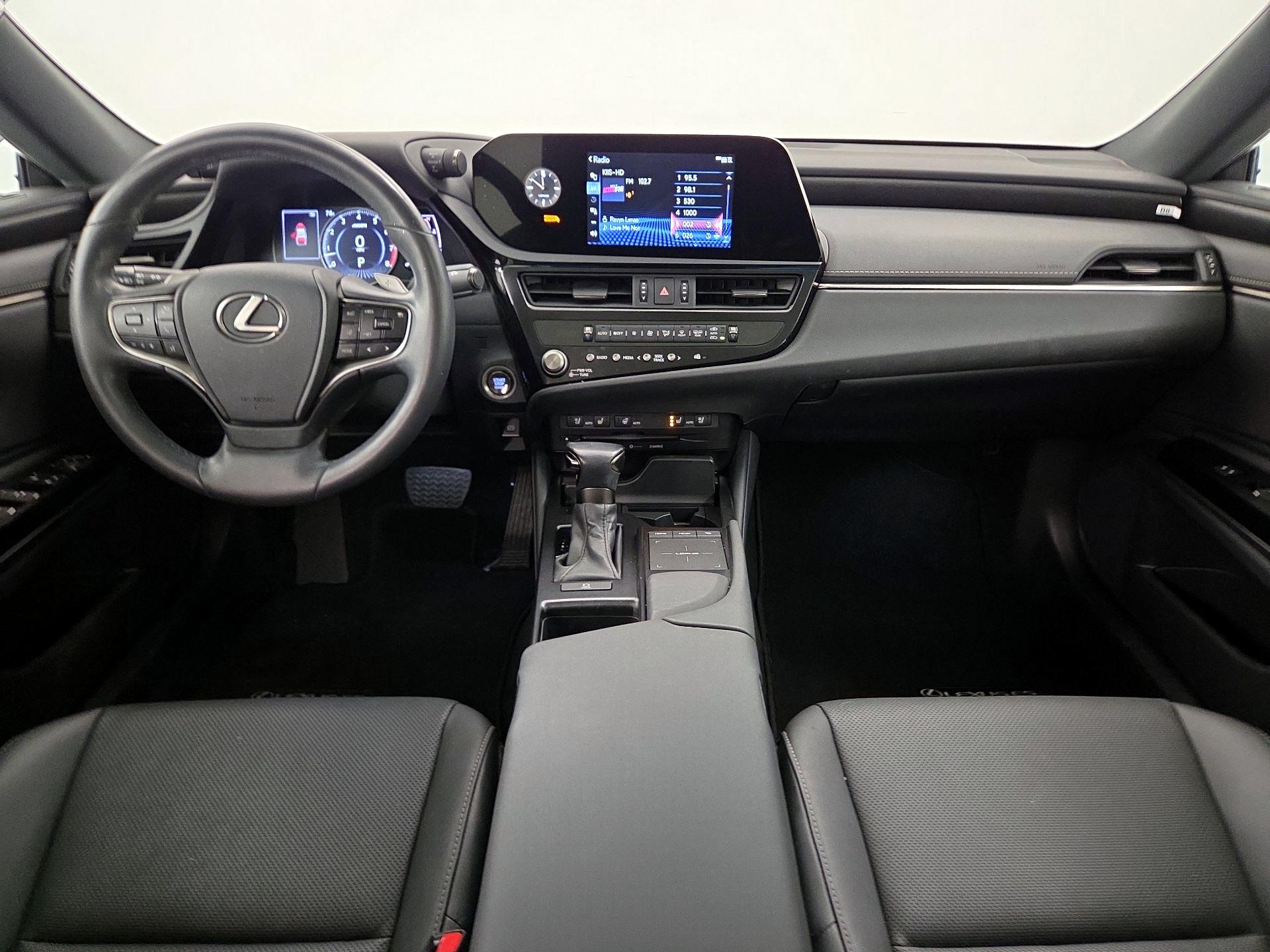 Thumbnail: 2022 Lexus ES - 9