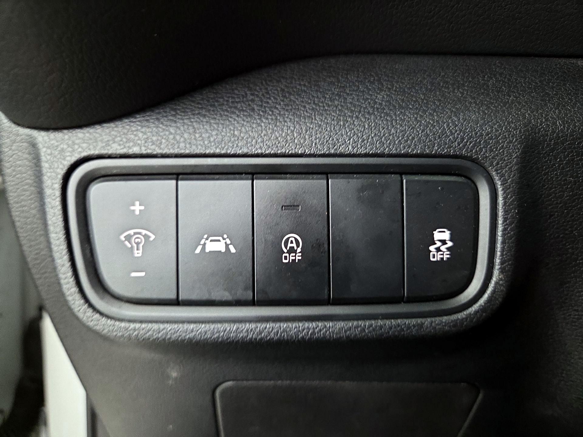 Thumbnail: 2020 Kia Soul - 13