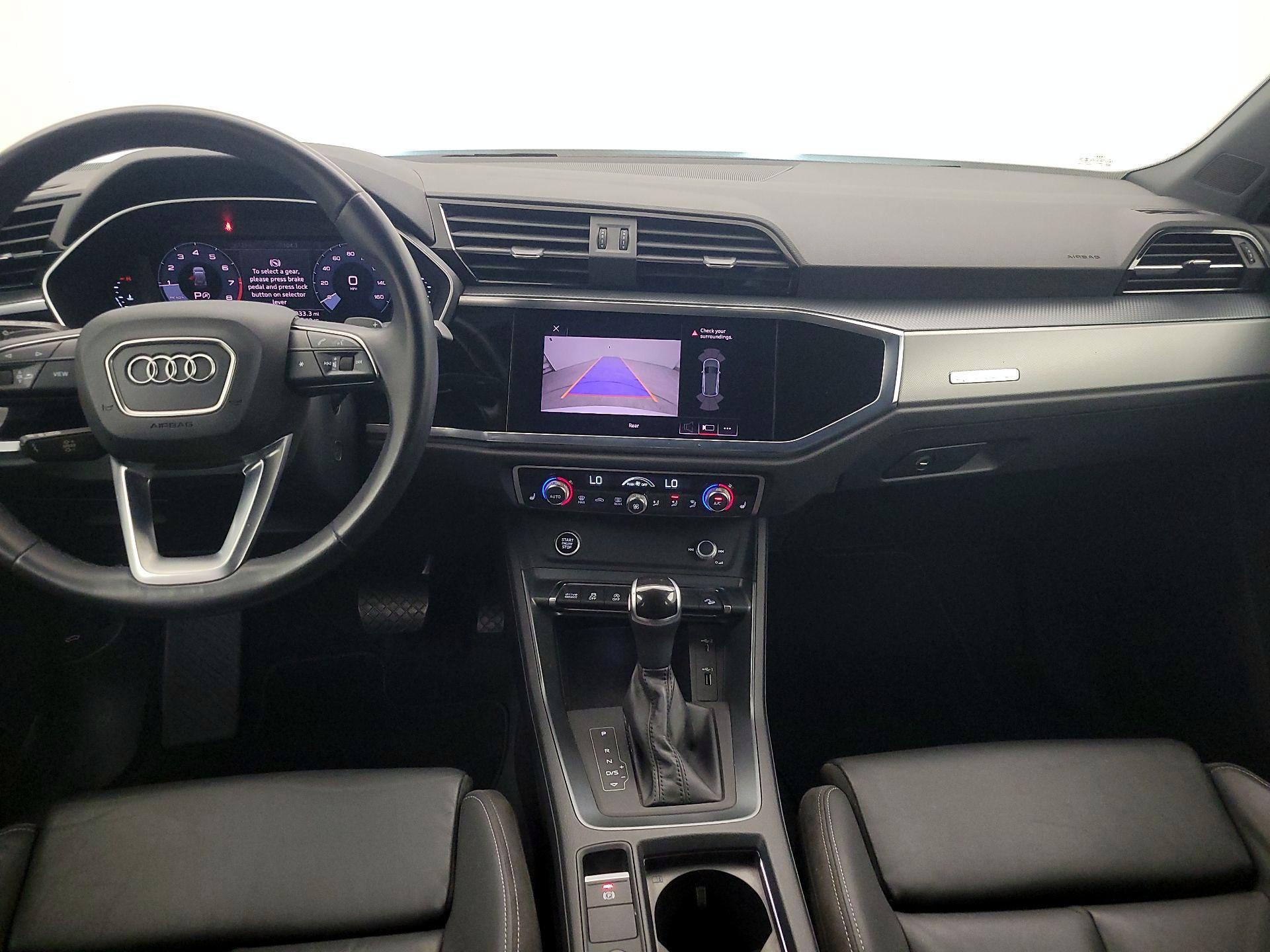 Thumbnail: 2021 Audi Q3 - 9