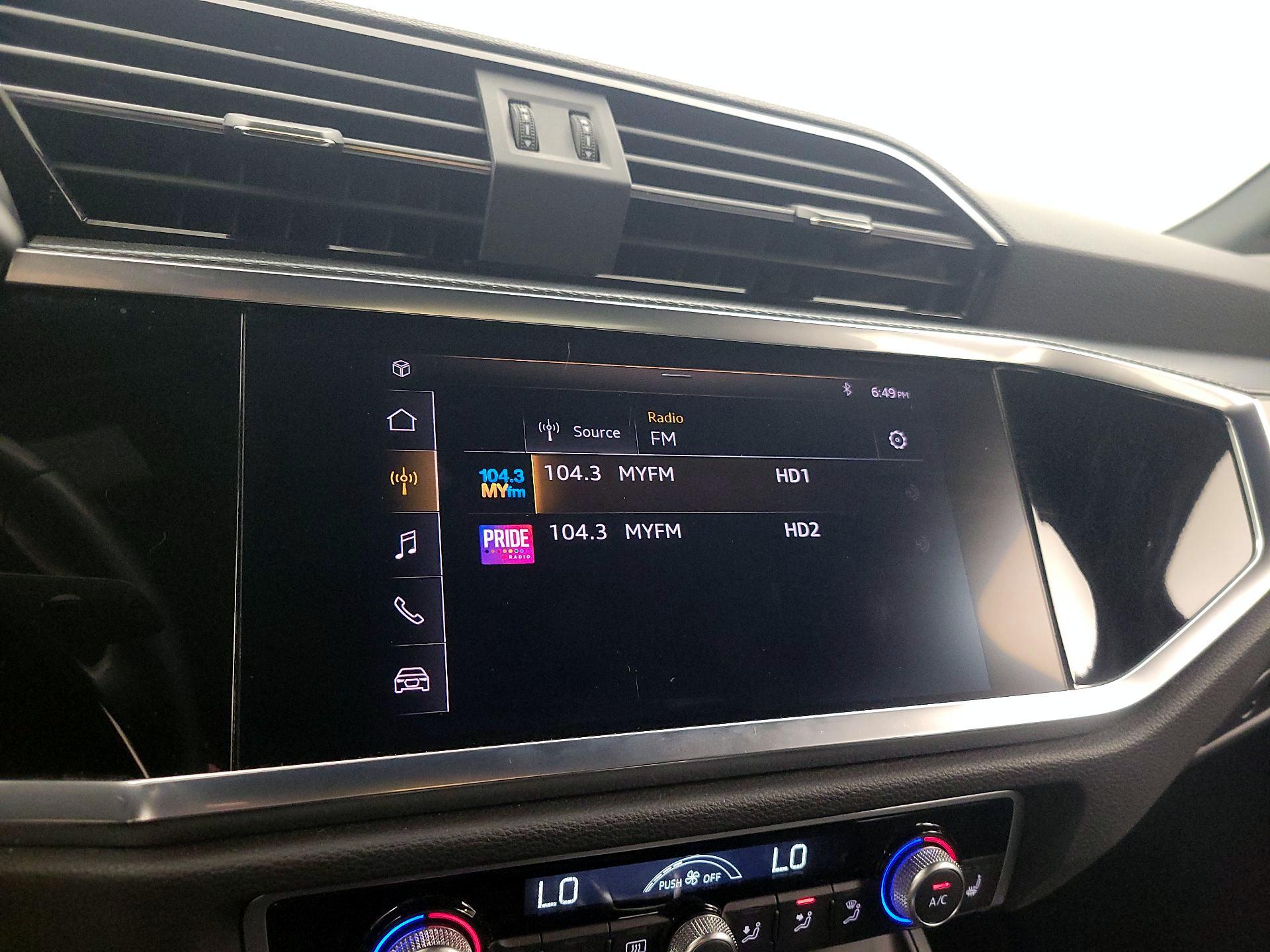 Thumbnail: 2021 Audi Q3 - 15