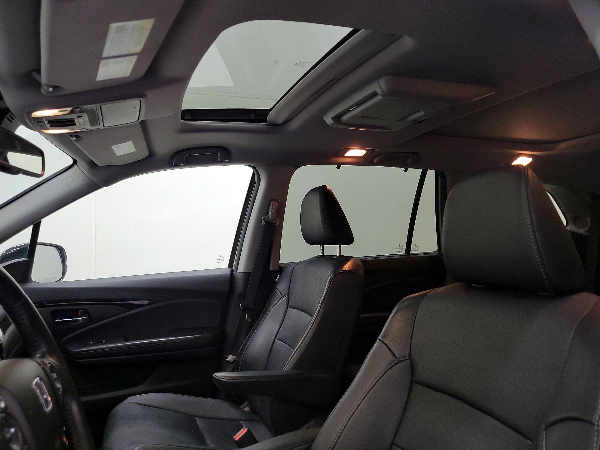 Thumbnail: 2016 Honda Pilot - 20