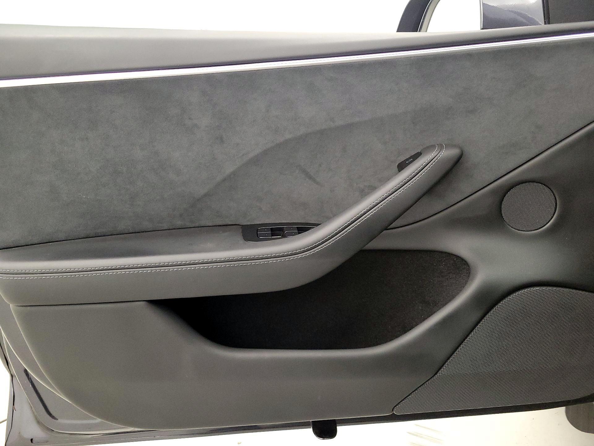 Thumbnail: 2024 Tesla Model 3 - 12