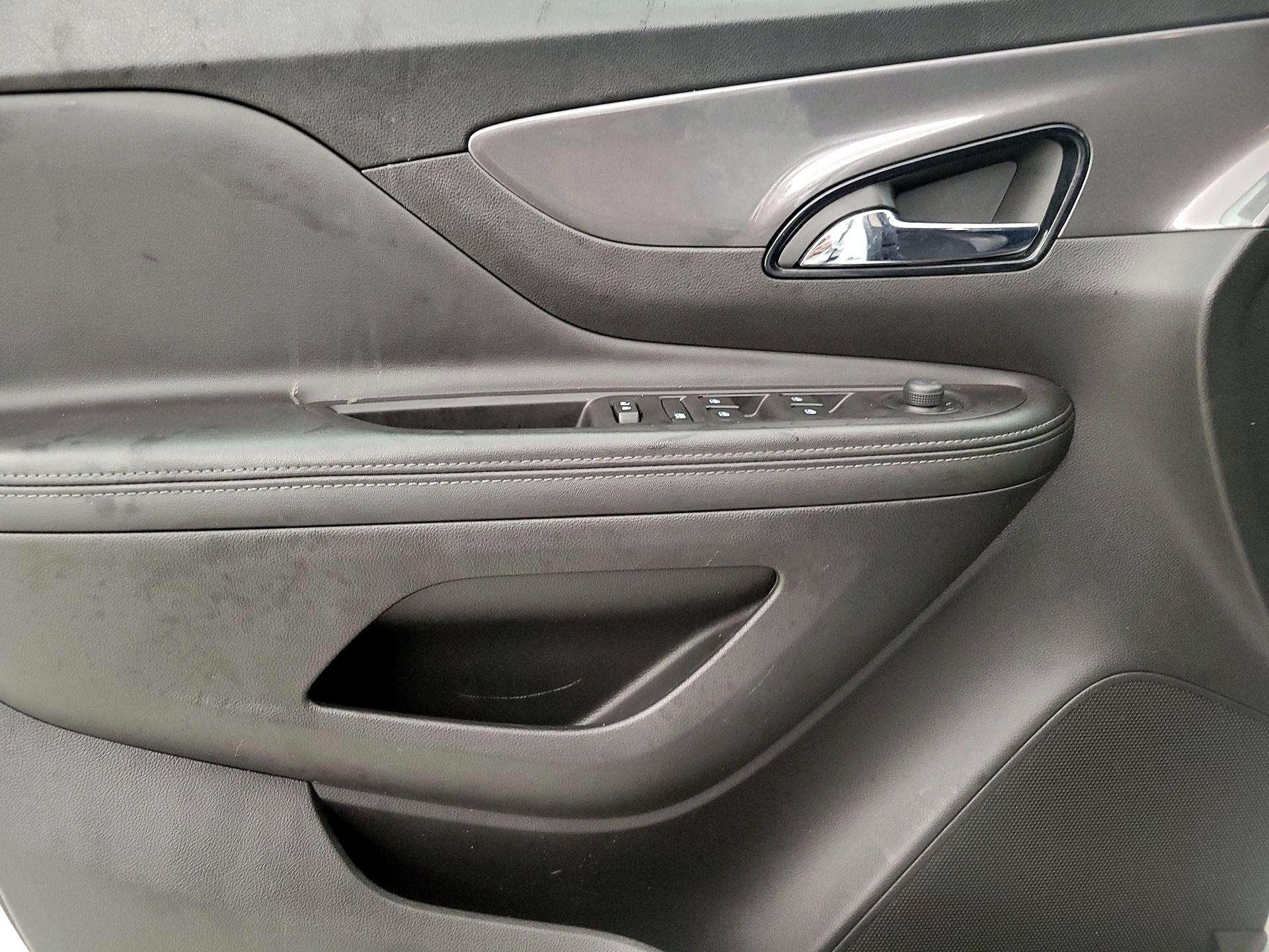 Thumbnail: 2020 Buick Encore - 12