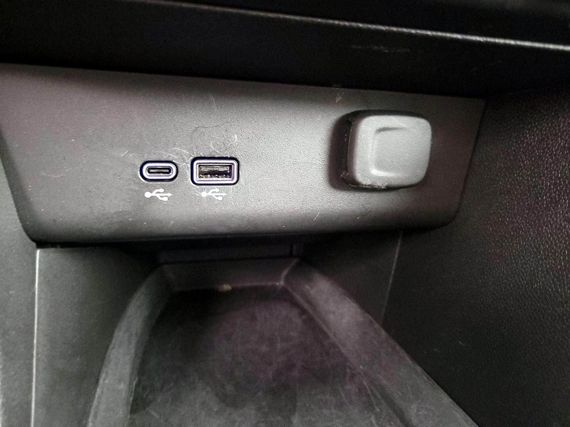 Thumbnail: 2025 Buick Encore GX - 18