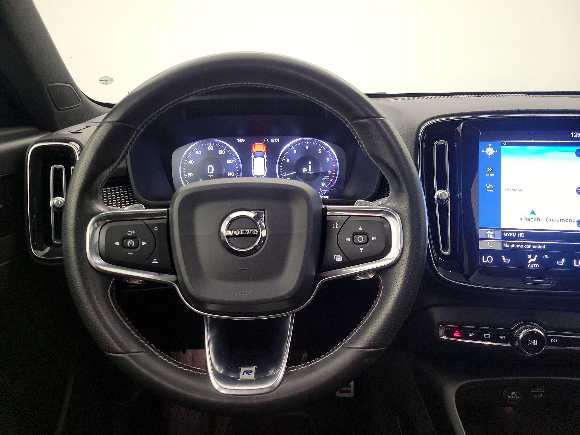 Thumbnail: 2019 Volvo XC40 - 10