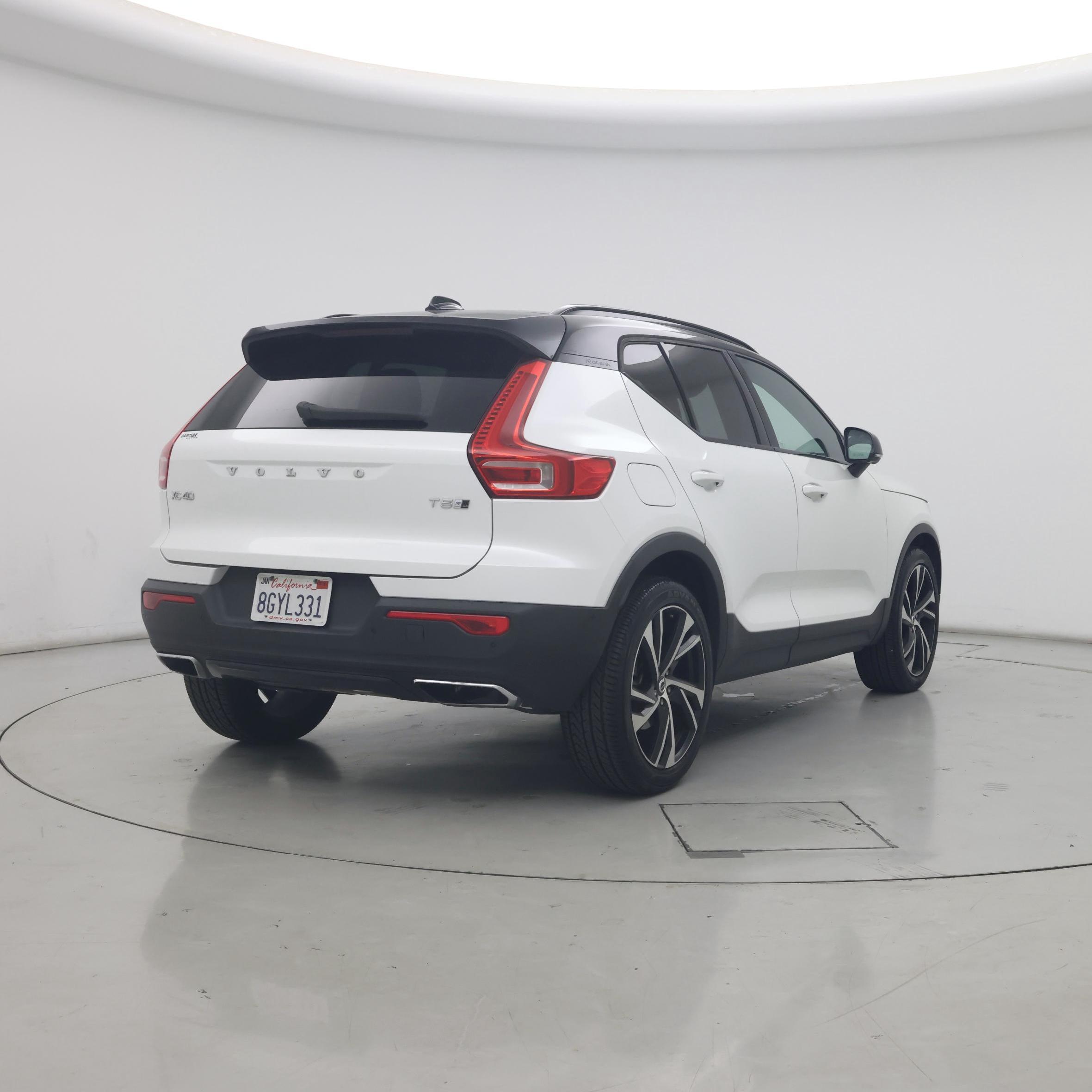 Thumbnail: 2019 Volvo XC40 - 8