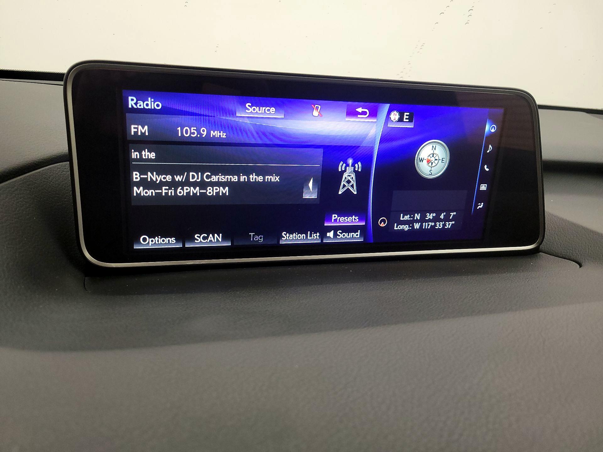 Thumbnail: 2019 Lexus RX - 15