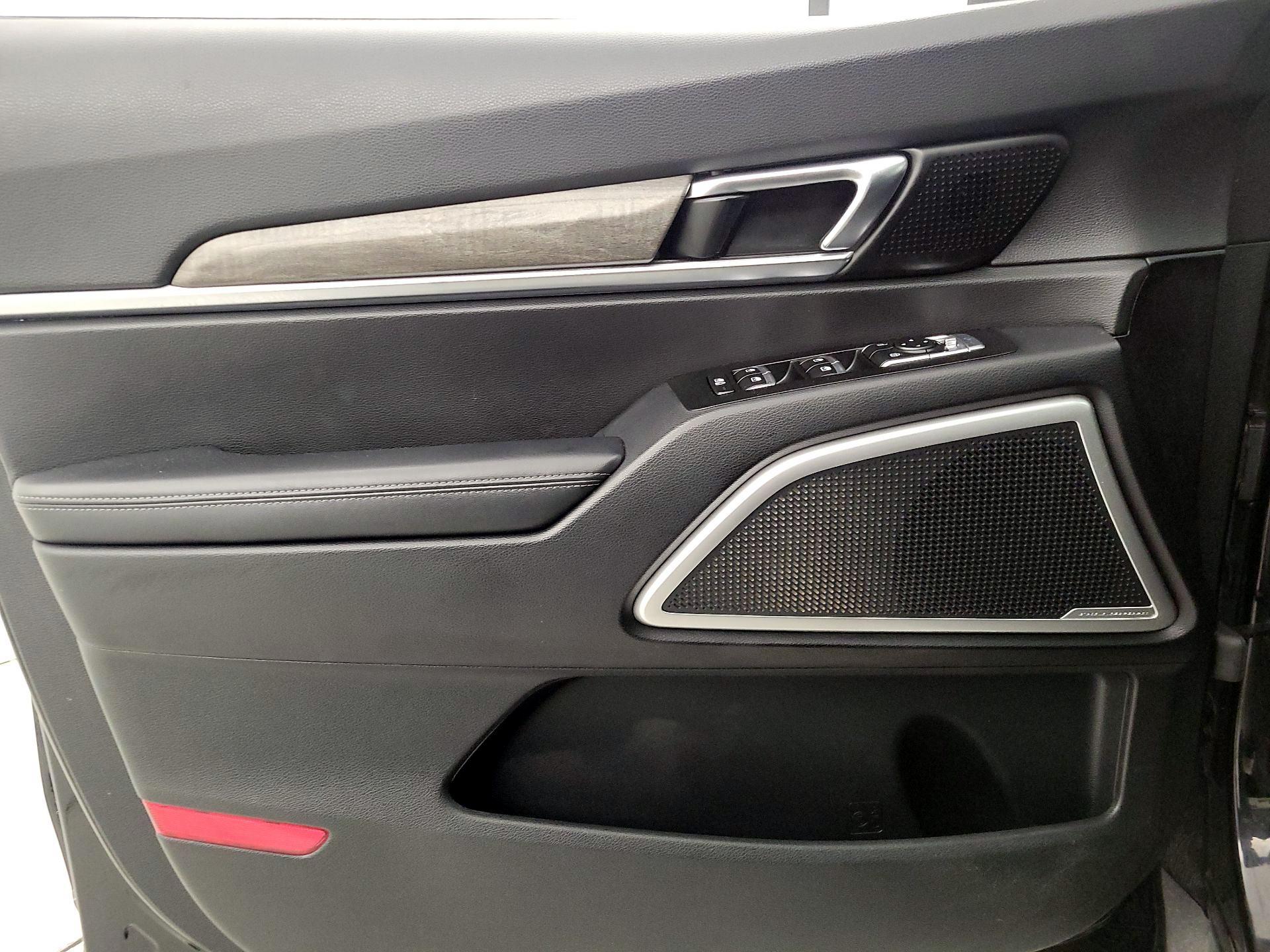 Thumbnail: 2022 Kia Telluride - 12