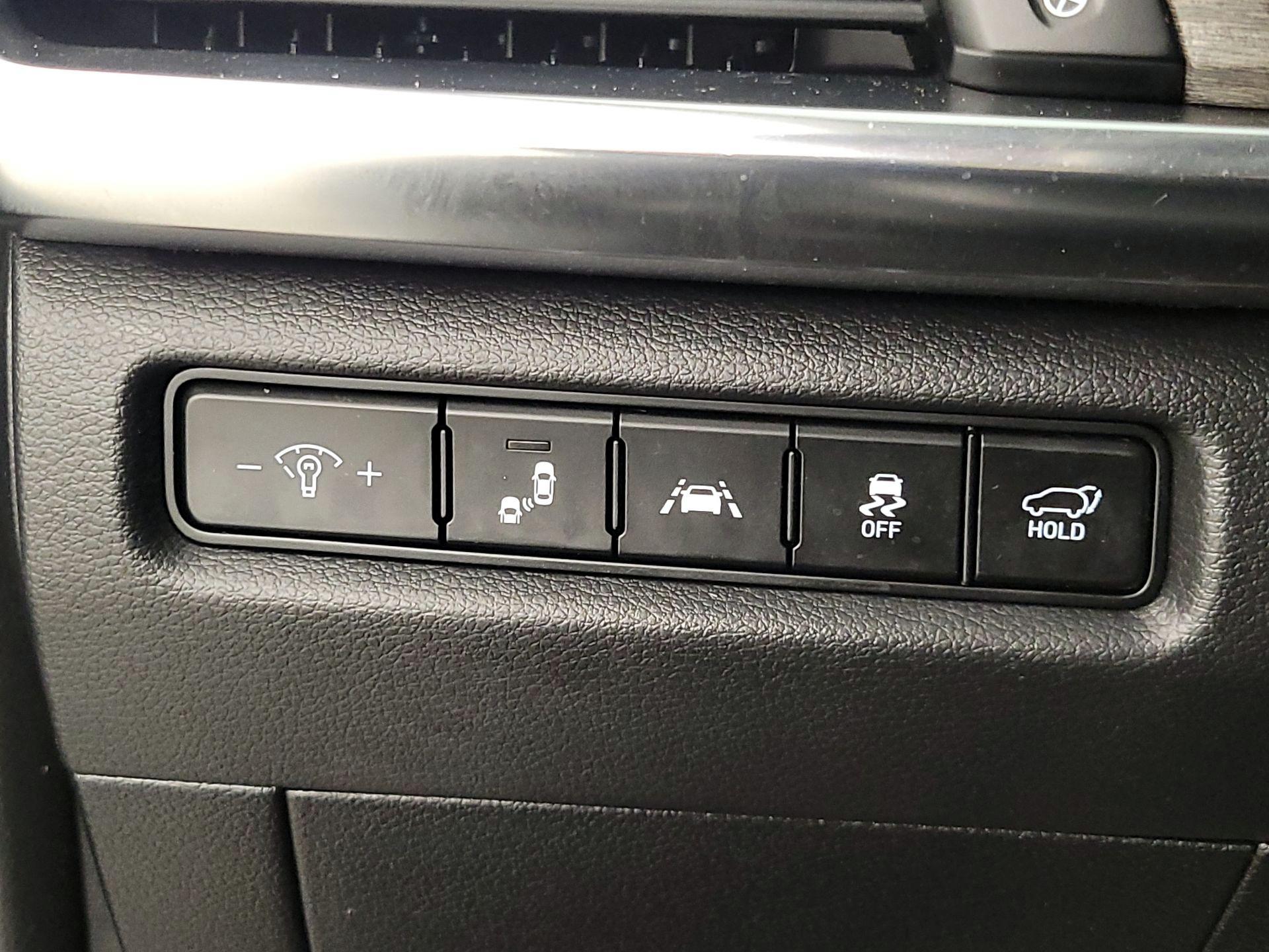 Thumbnail: 2022 Kia Telluride - 13