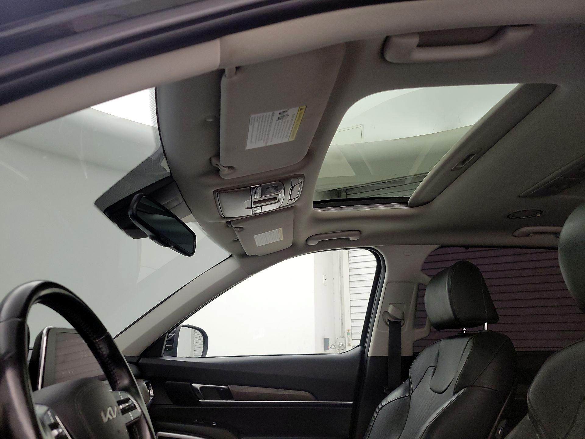 Thumbnail: 2022 Kia Telluride - 19